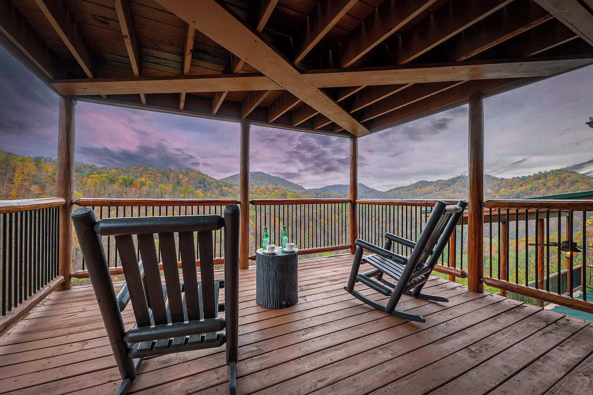 Luxury 3bed 3bath Panoramic Views & Hot Tub