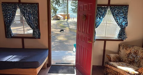 Double E Campground - Cabin