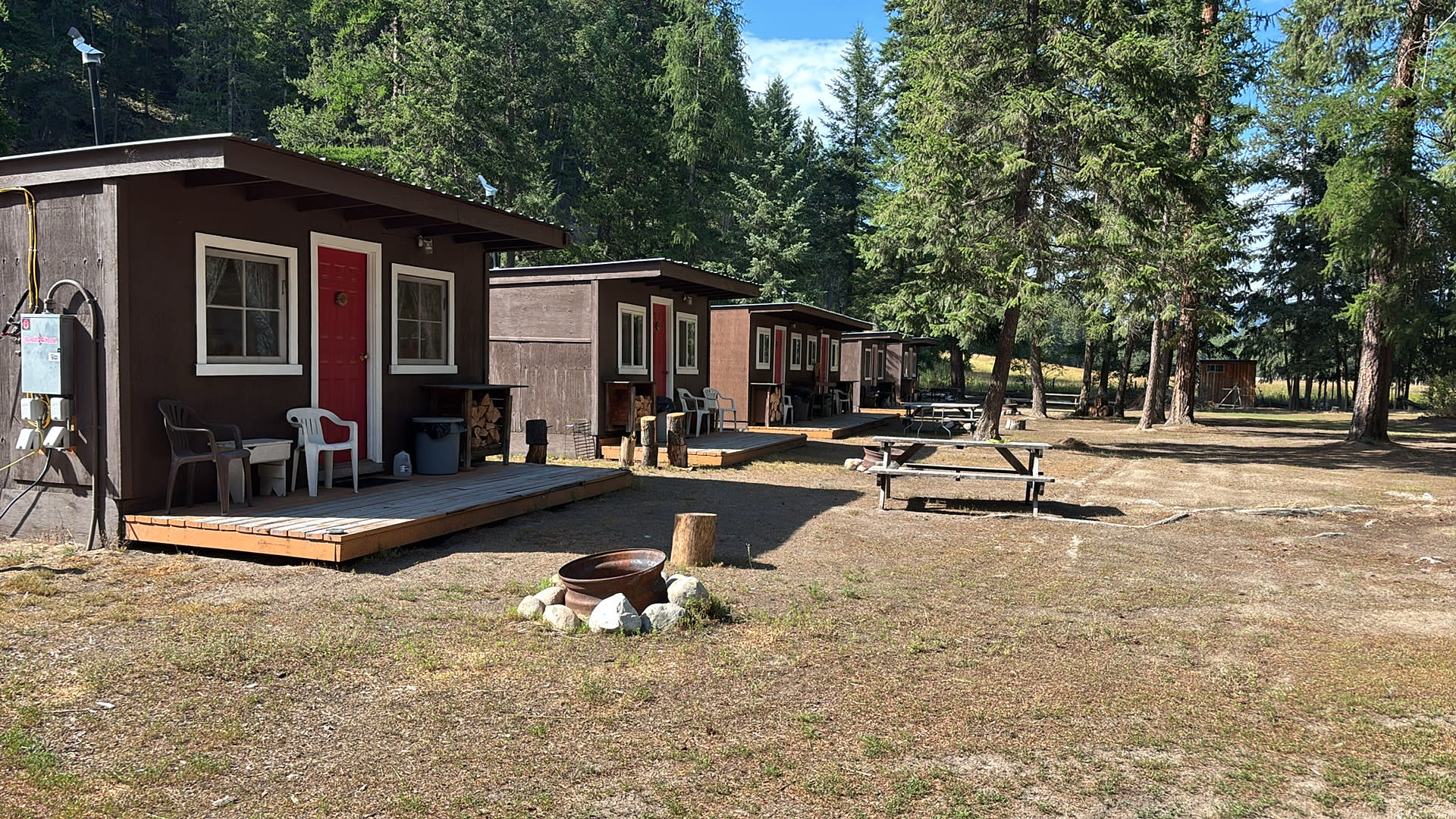 Double E Campground - Cabin
