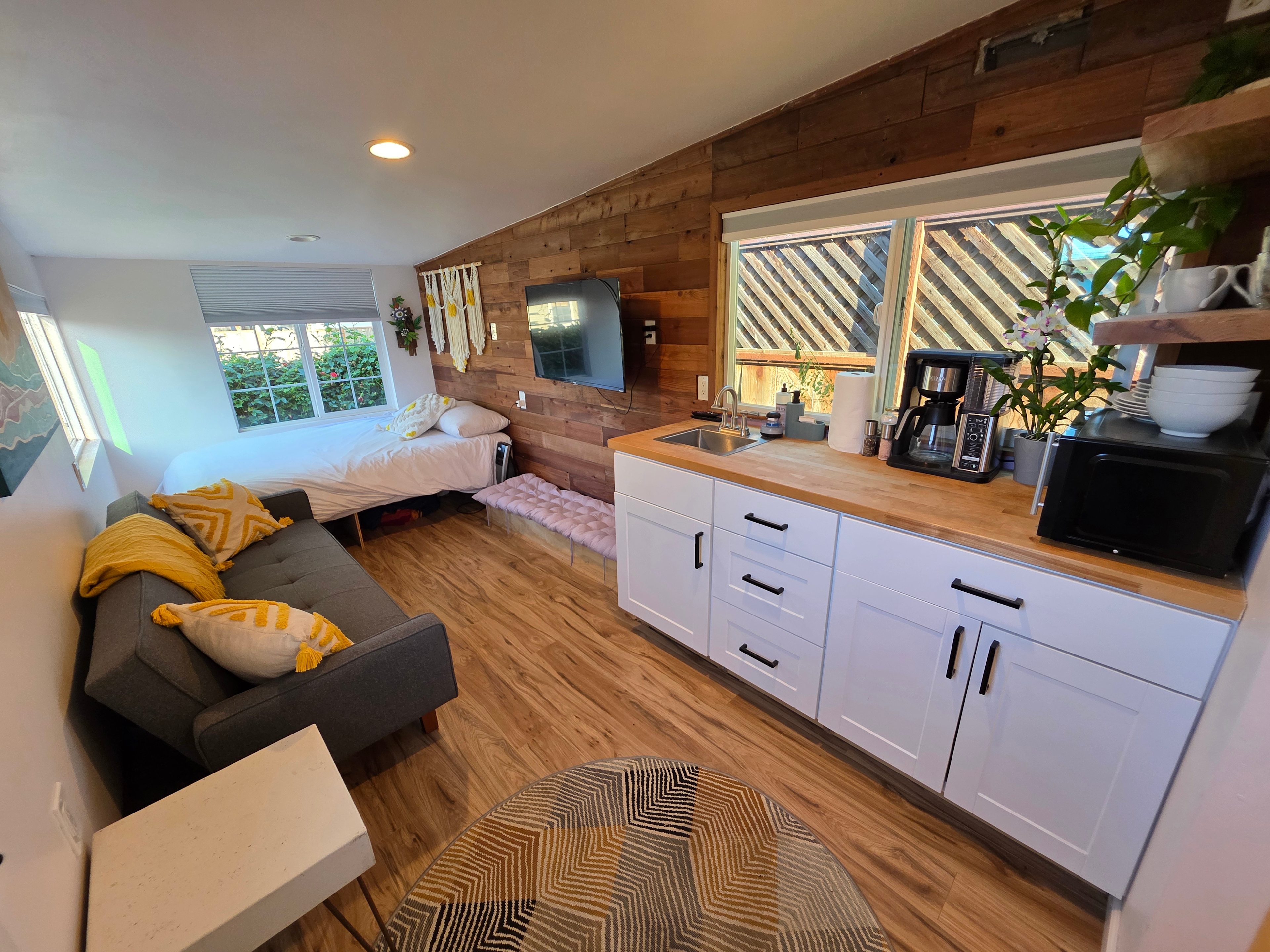 Cute Tiny Home In Midtown Santa Cruz