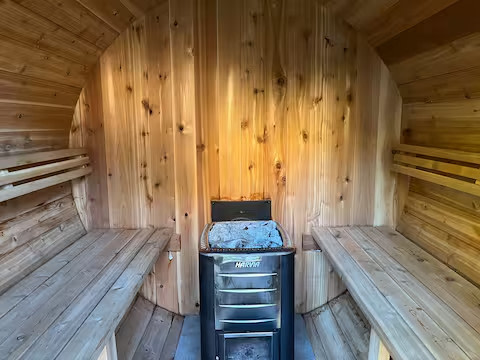 Deluxe Yurt in the Creek