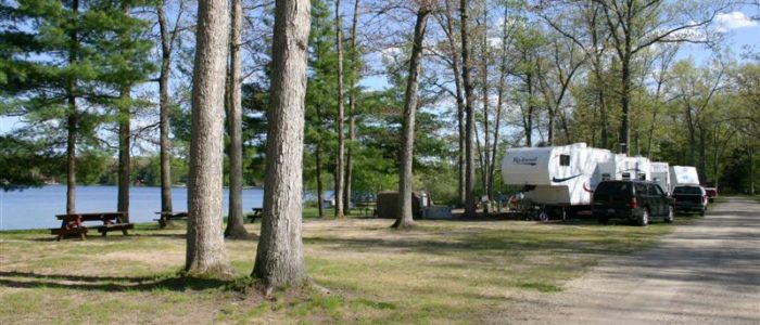 Pickerel Lakeside Campground and Cottages