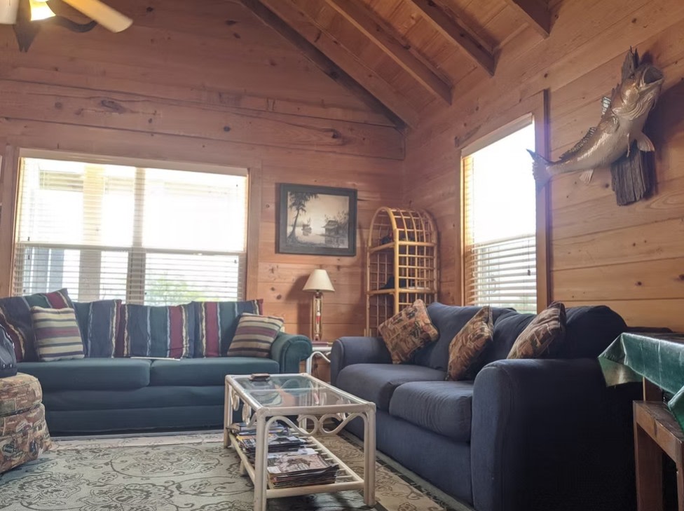 Pelican's View Lodge