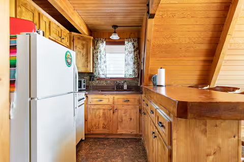 Wilderness Road A Frame Mountain Cabin