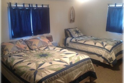 Heaslett's Circle B Cabins And RV