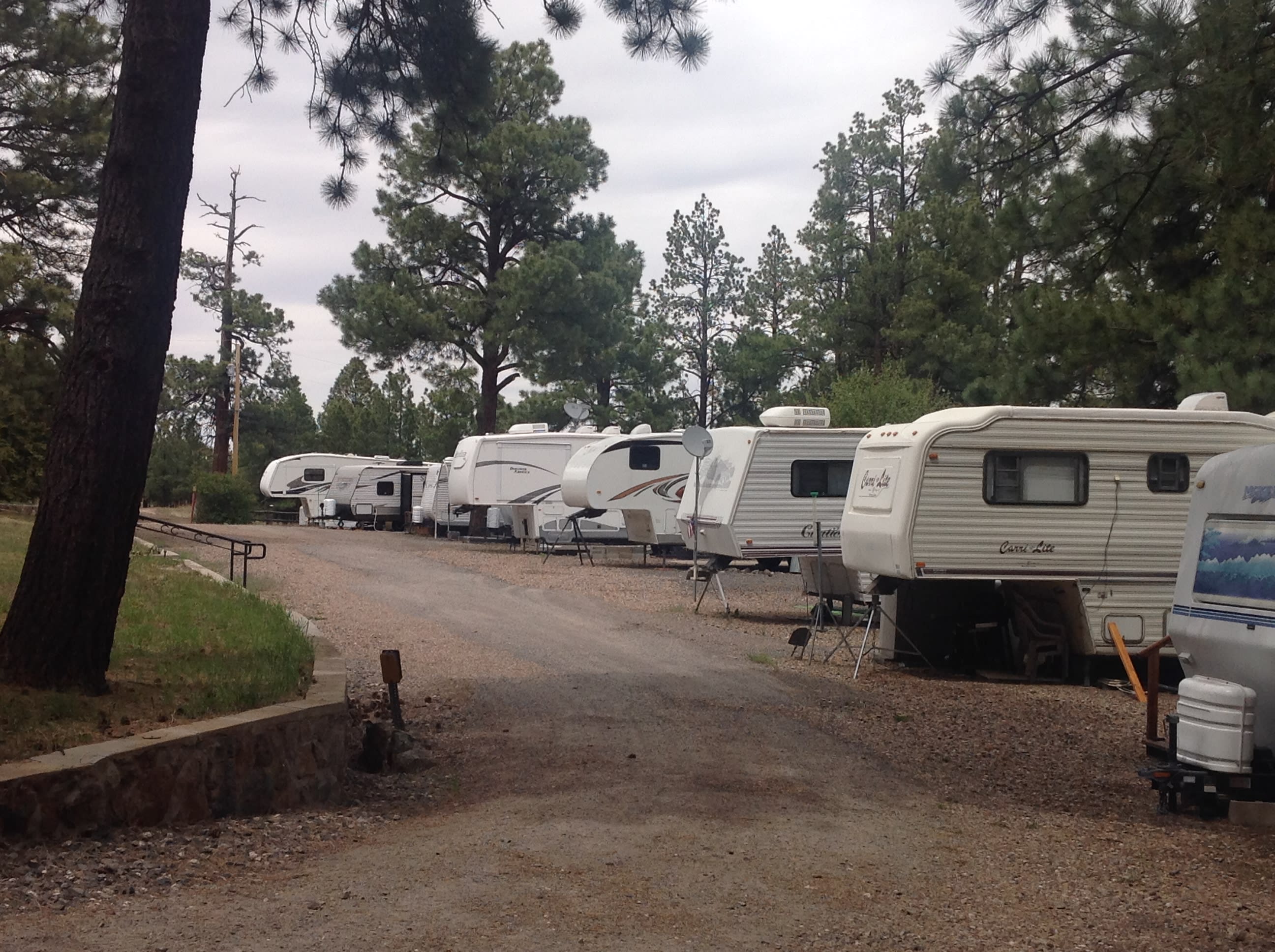 Heaslett's Circle B Cabins and RV