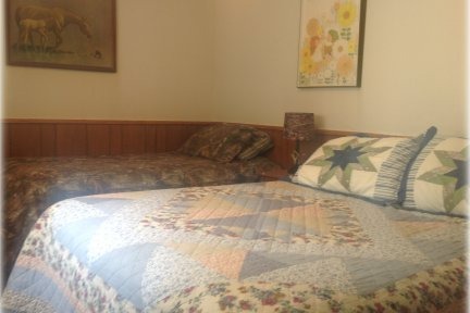 Heaslett's Circle B Cabins and RV