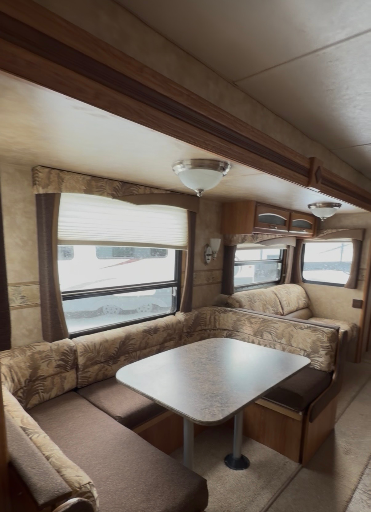 Dew Drop Inn RV Stay