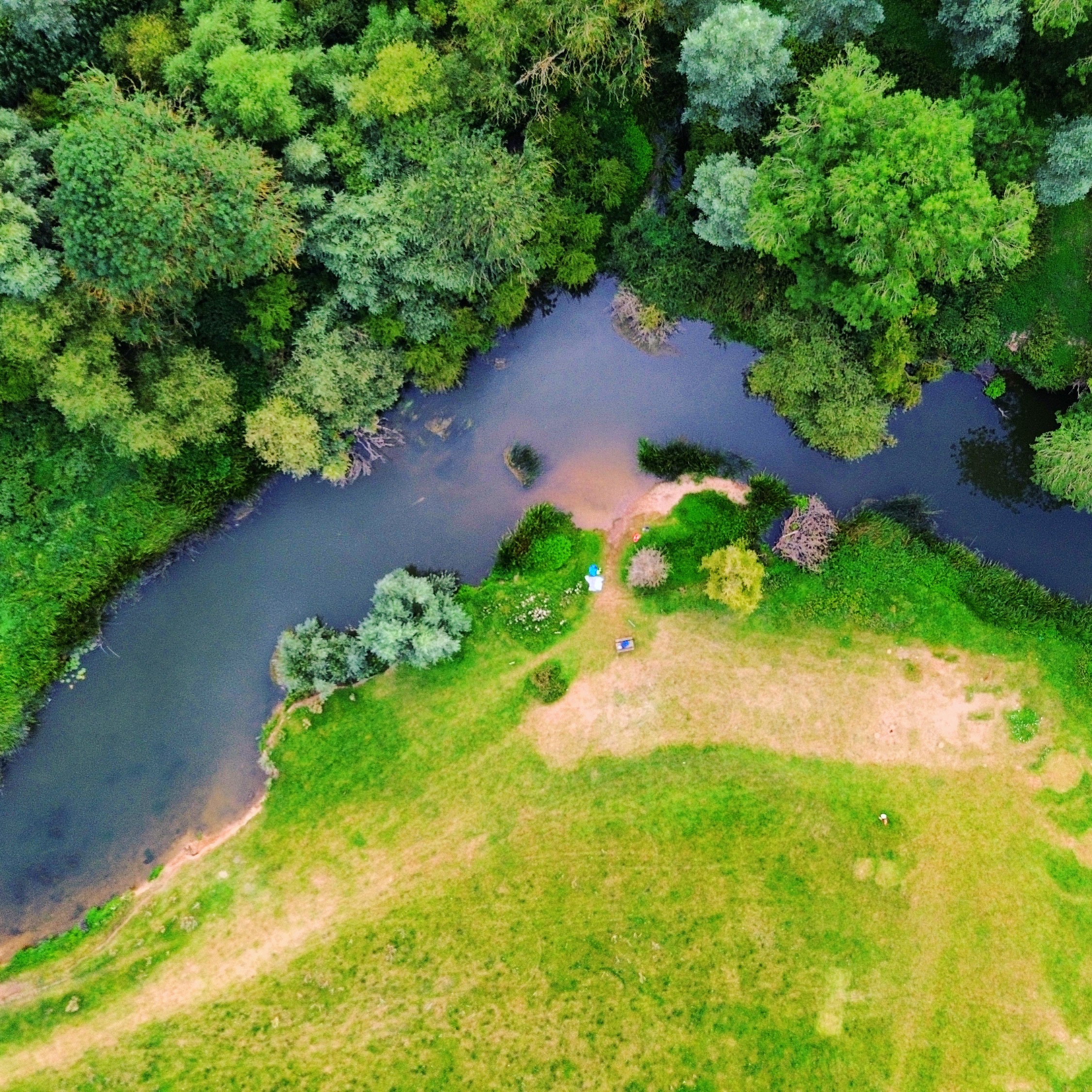Riverside Camping - Festival Feel