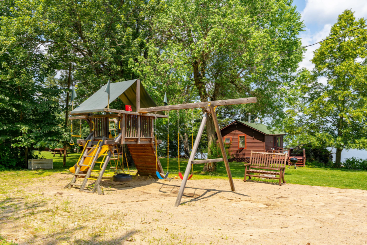 Grey Wolf Lodge