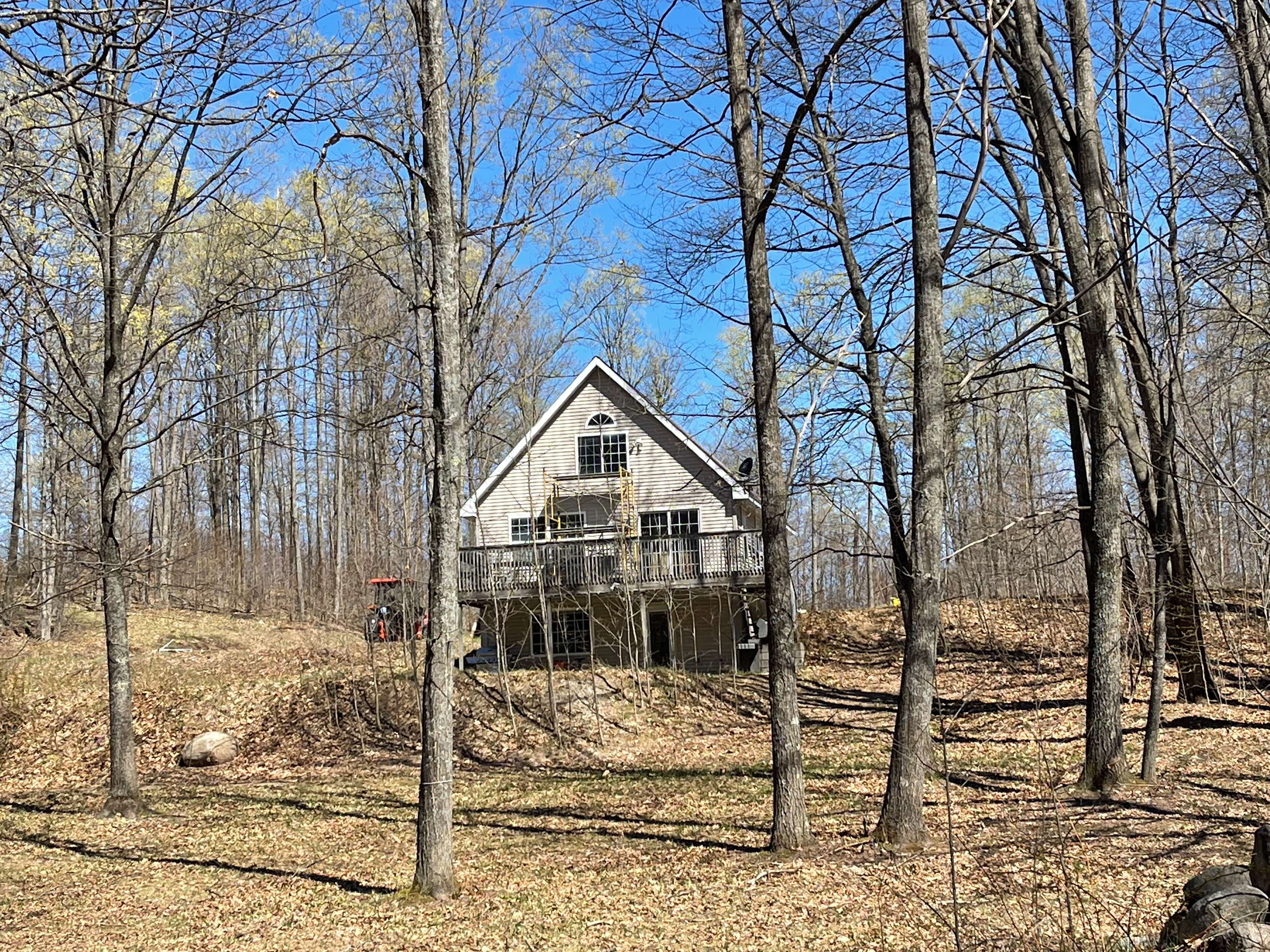 North Sky Retreat: 177 Acres
