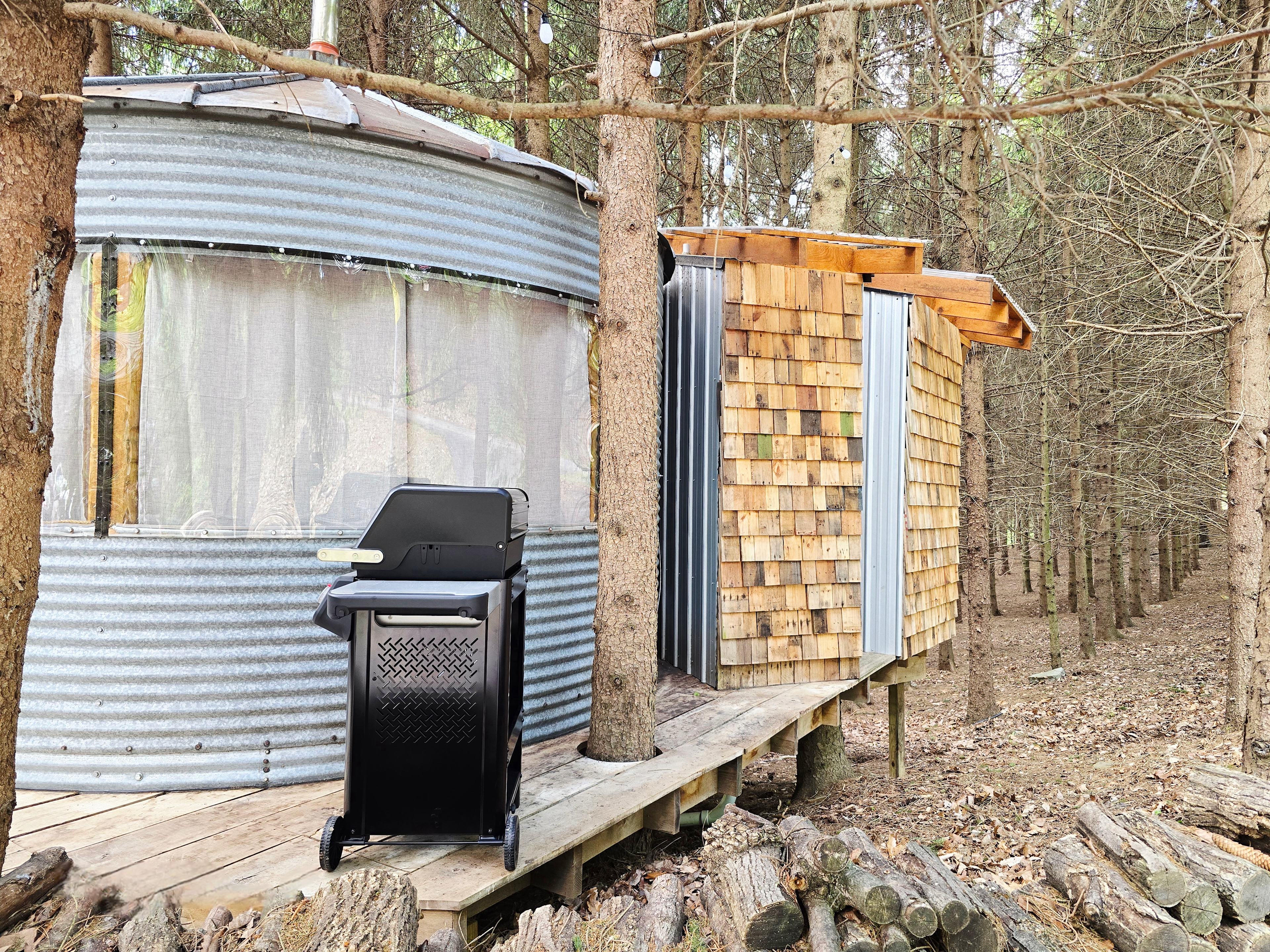 Bin There Treehouse Glamping