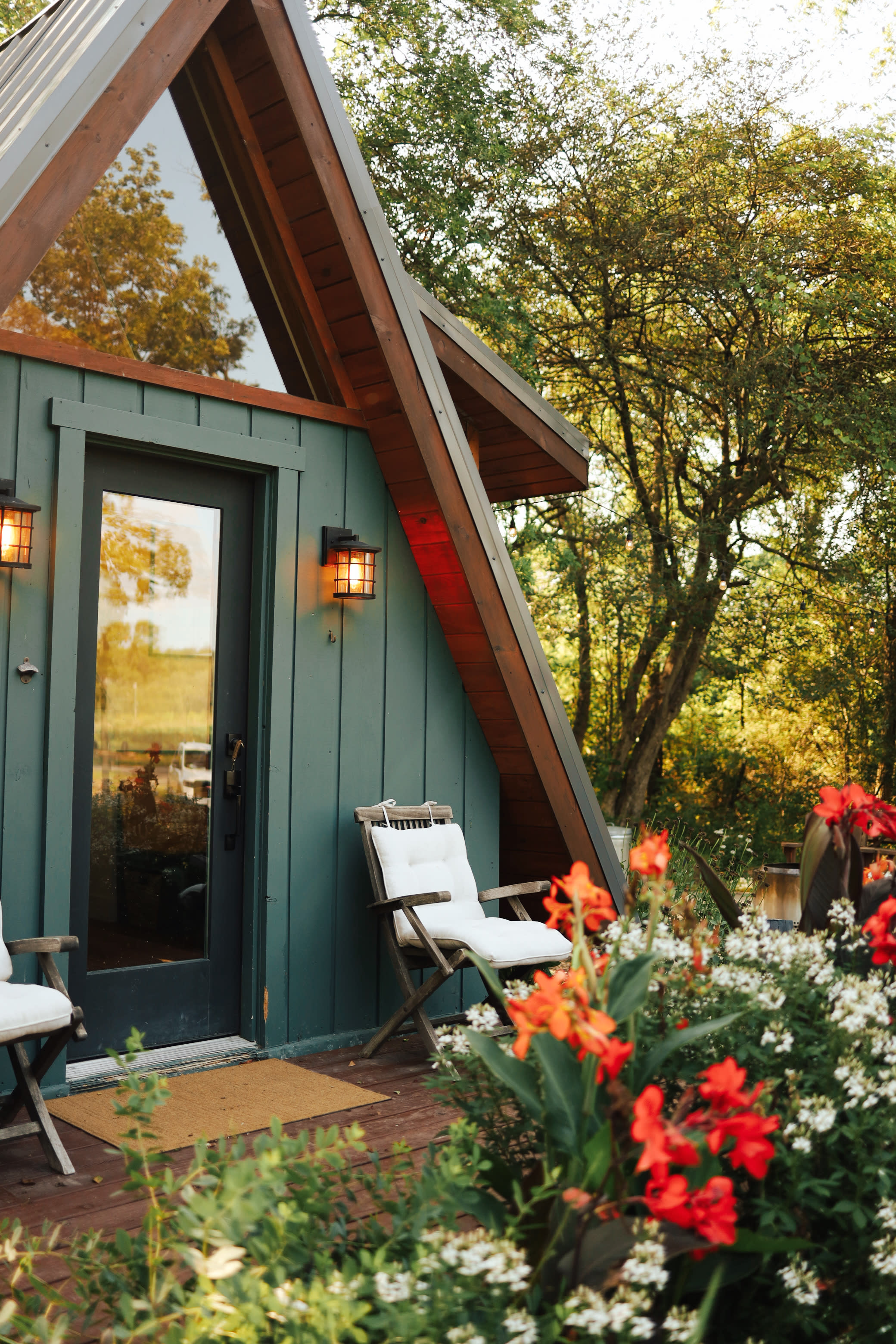 Glamping Cabin on Fam, River, Ponds
