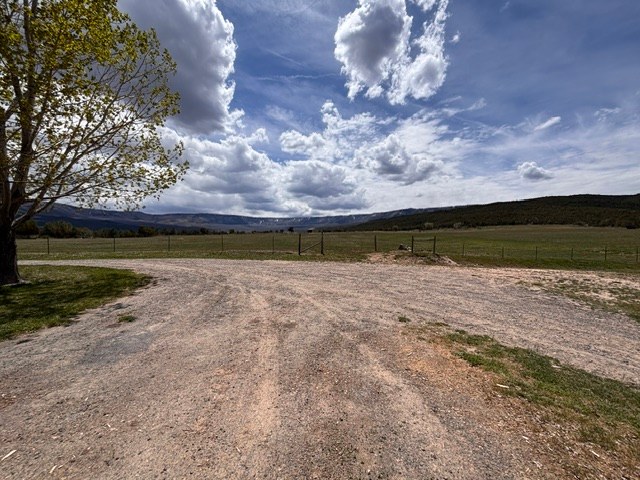 Grand Mesa Outdoor Lover's Basecamp