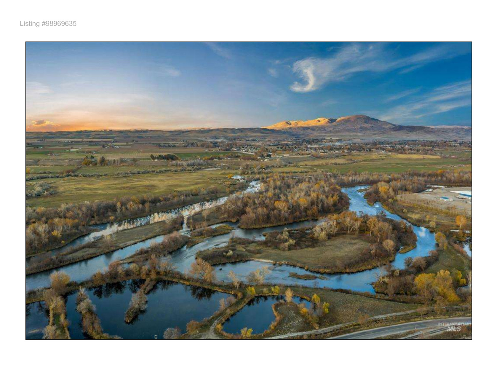 Del Monte Riverside