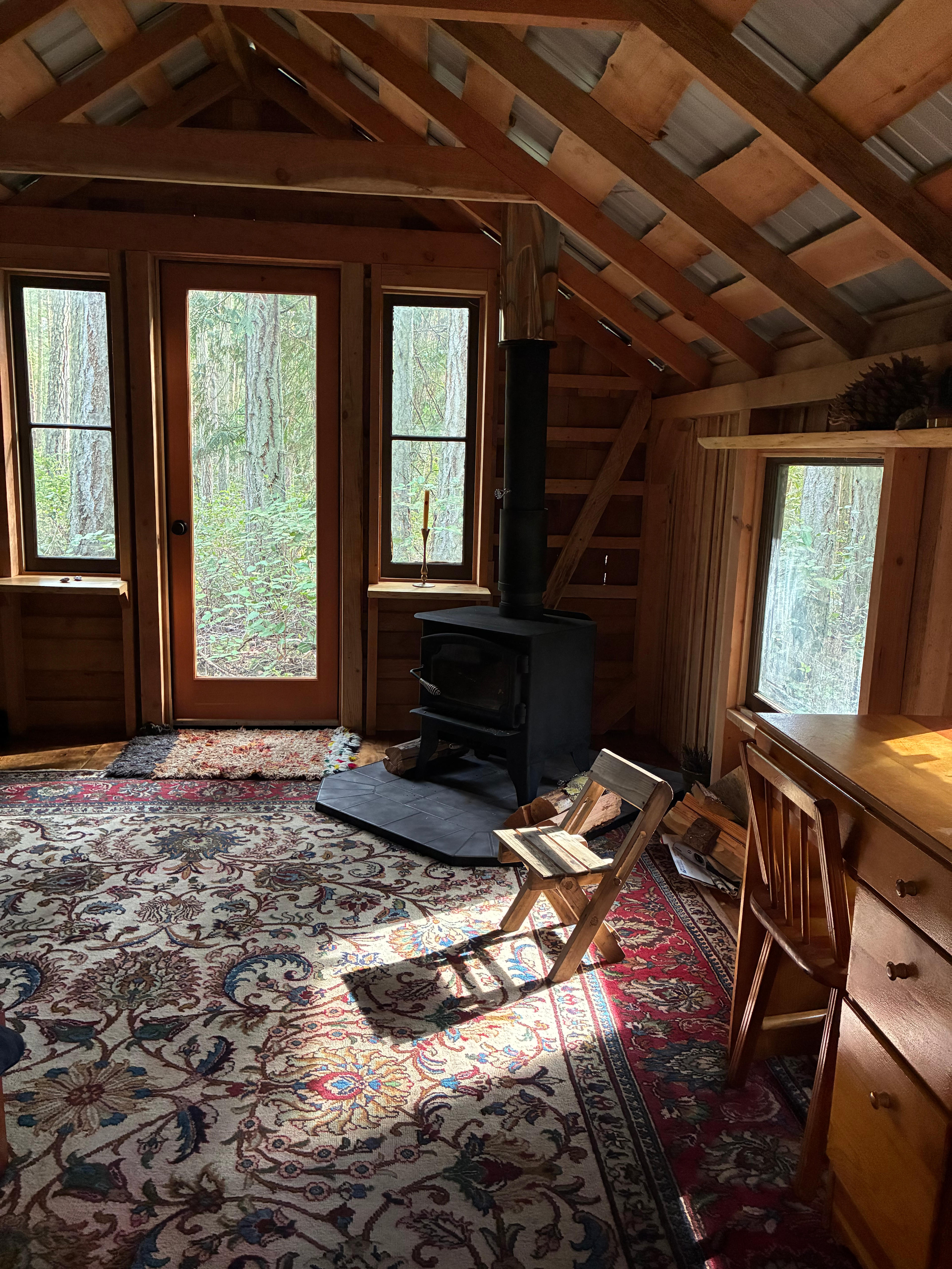 Primitive ForRest Cabin