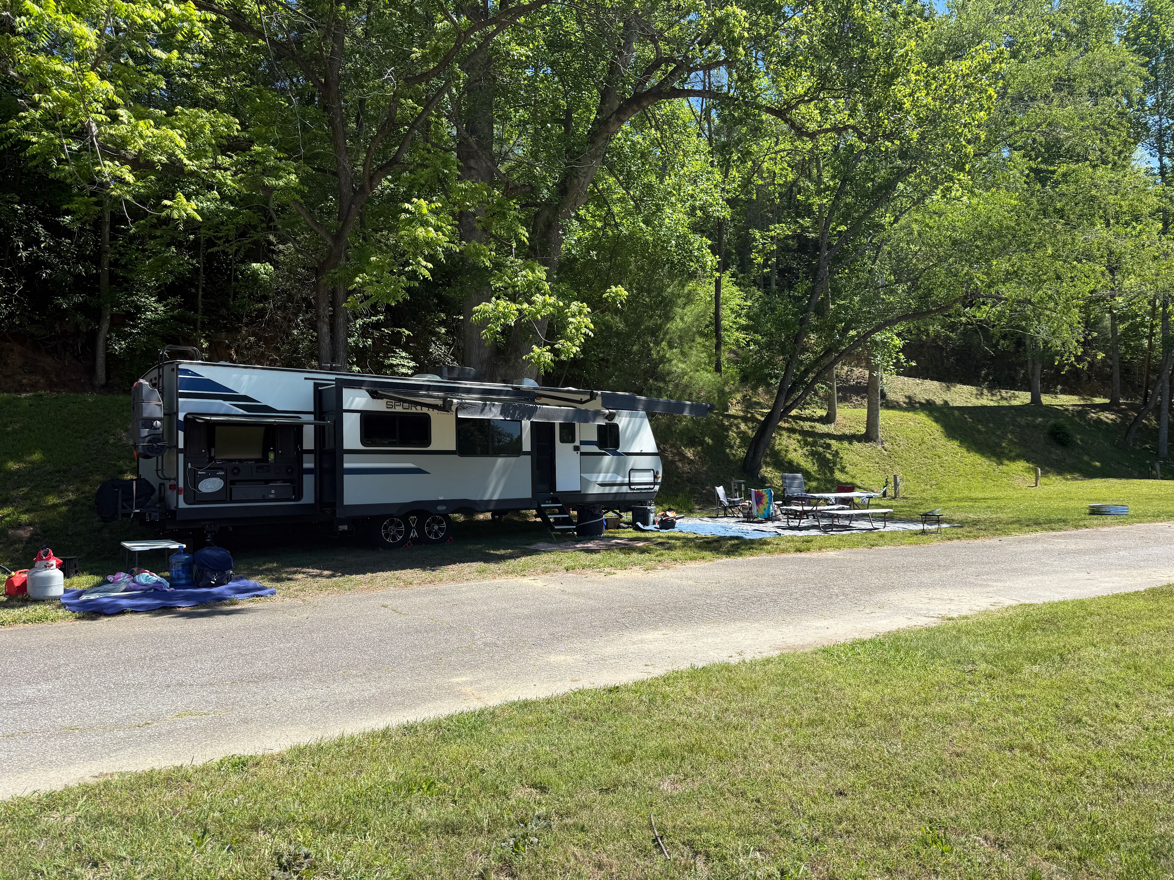 Travelers Rest - Creek Side Oasis