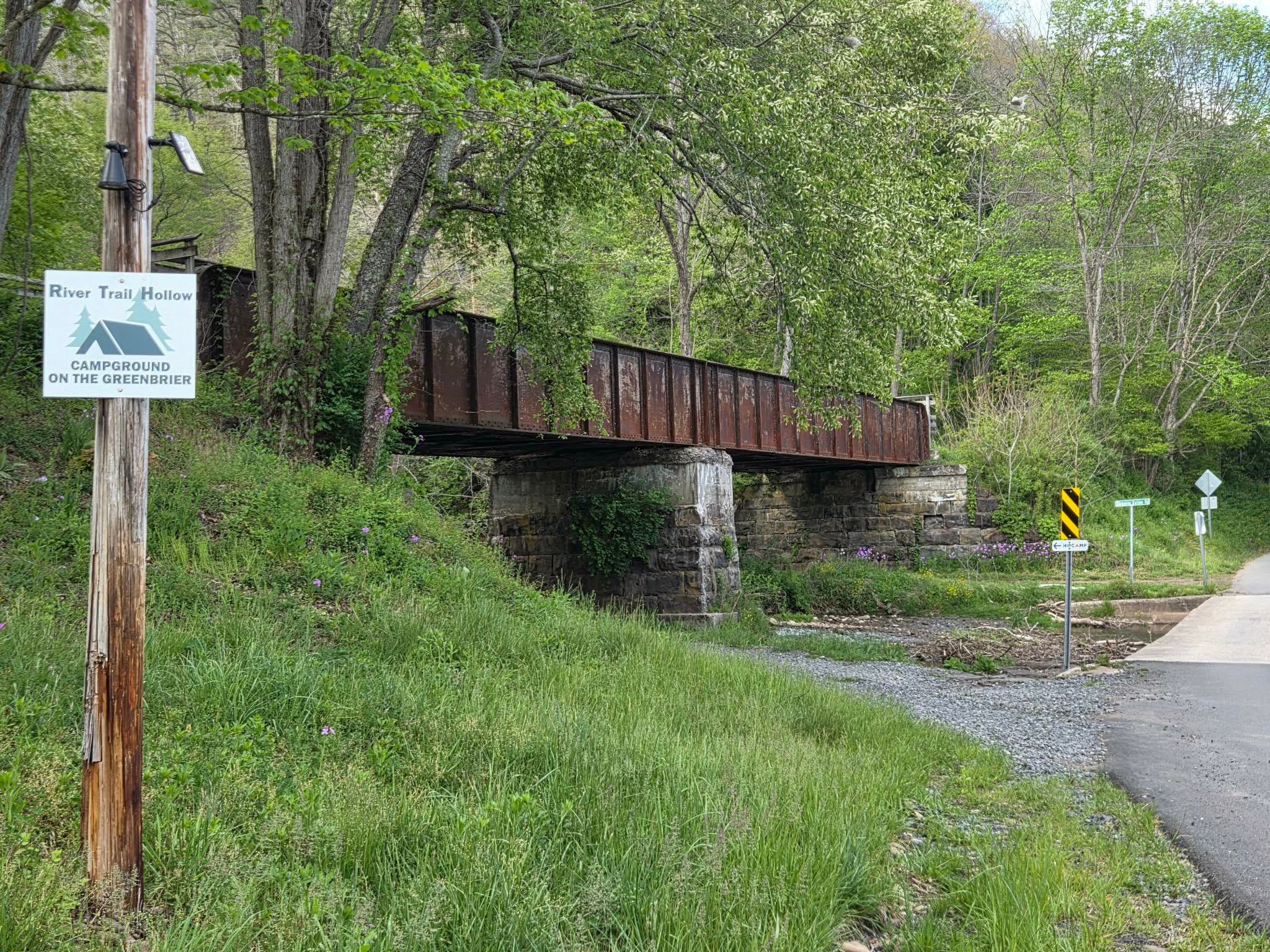 River Trail Hollow