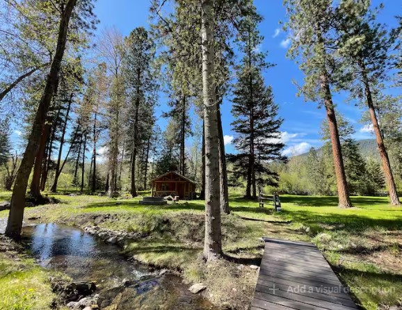 The Holmestead Cabin