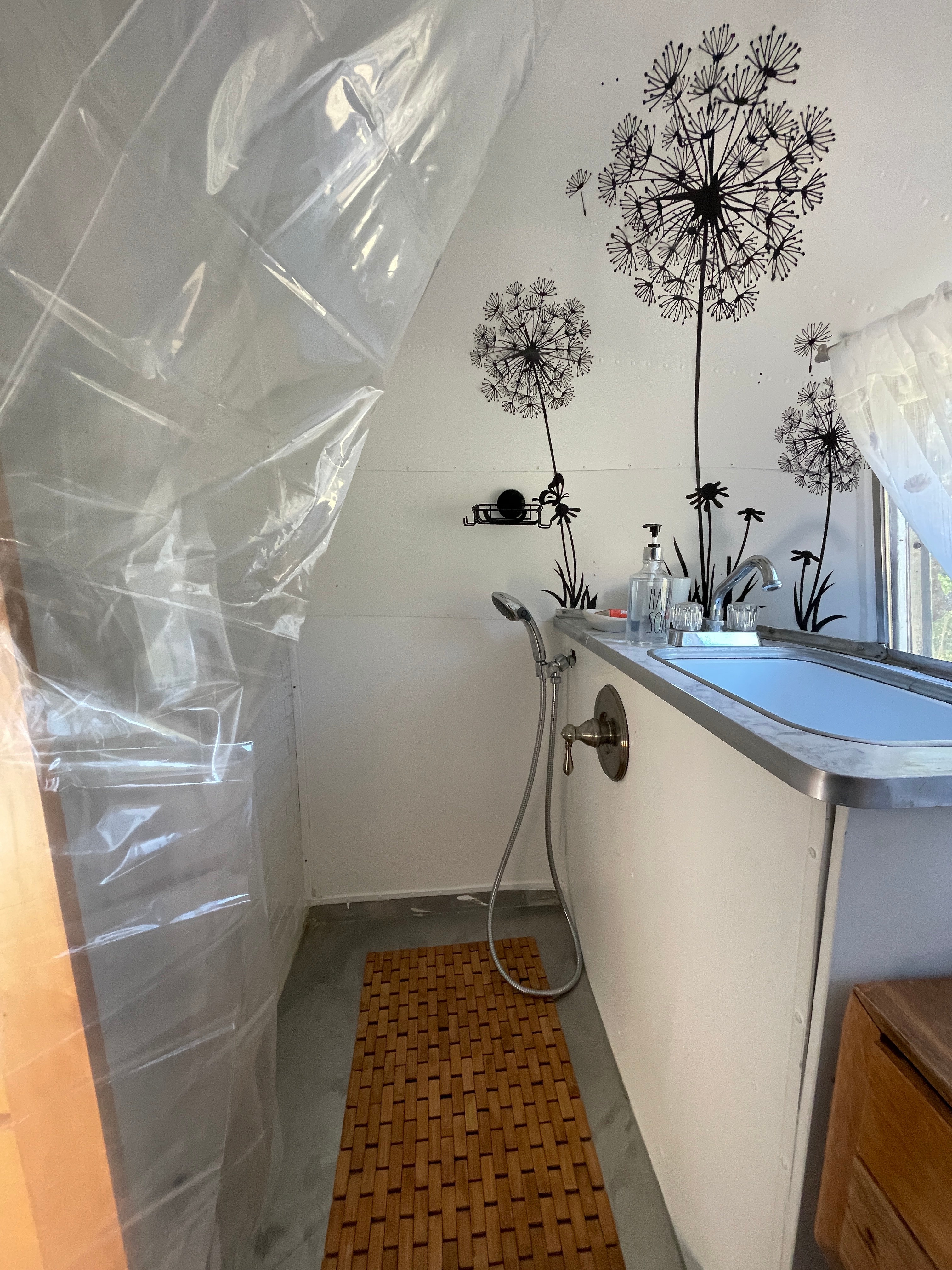 1955 Airstream glamping