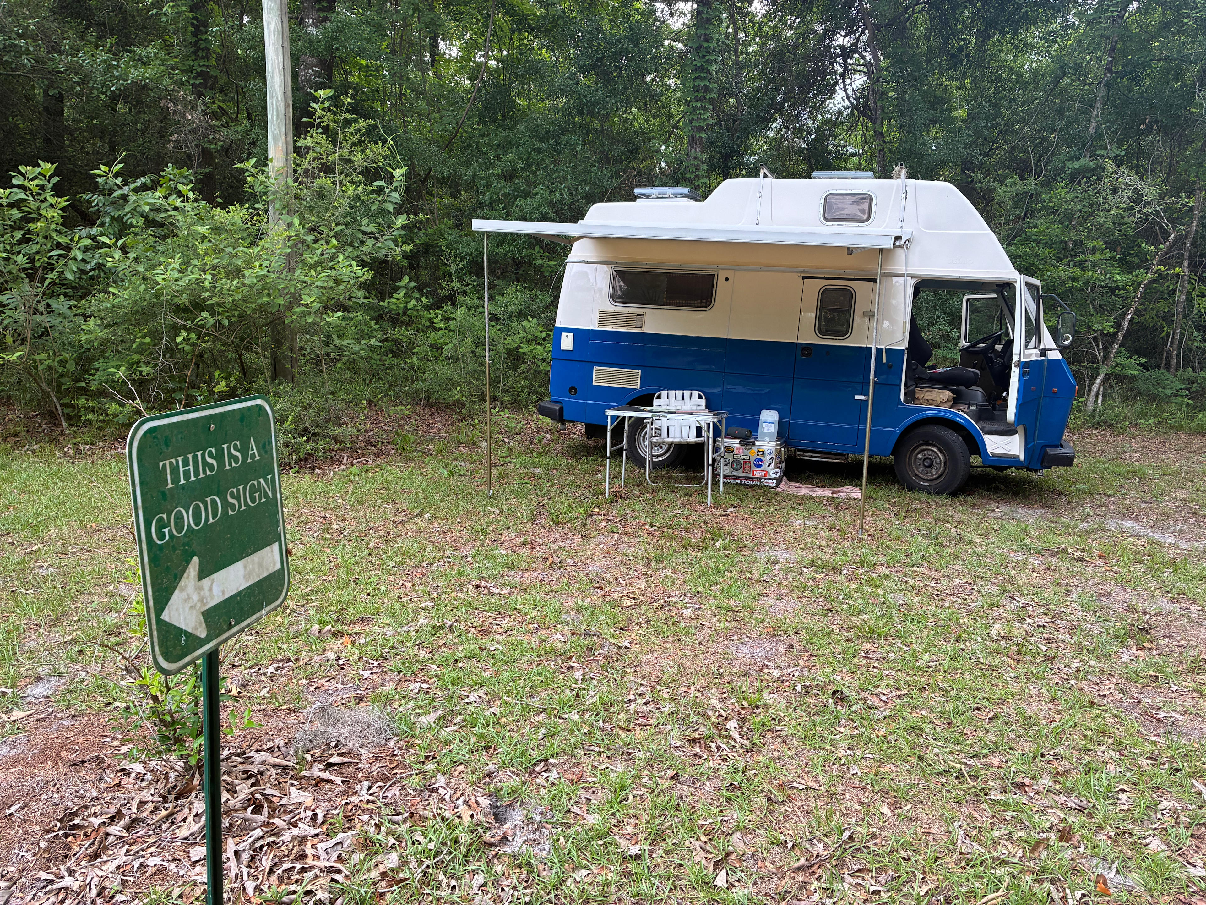 Parking areas are marked in the yard. I think there are also some reserved for the Airbnb guests as well. 