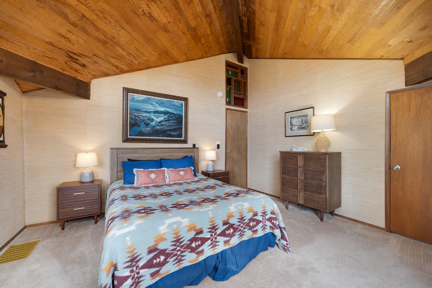 Pet Friendly Vintage Cottage