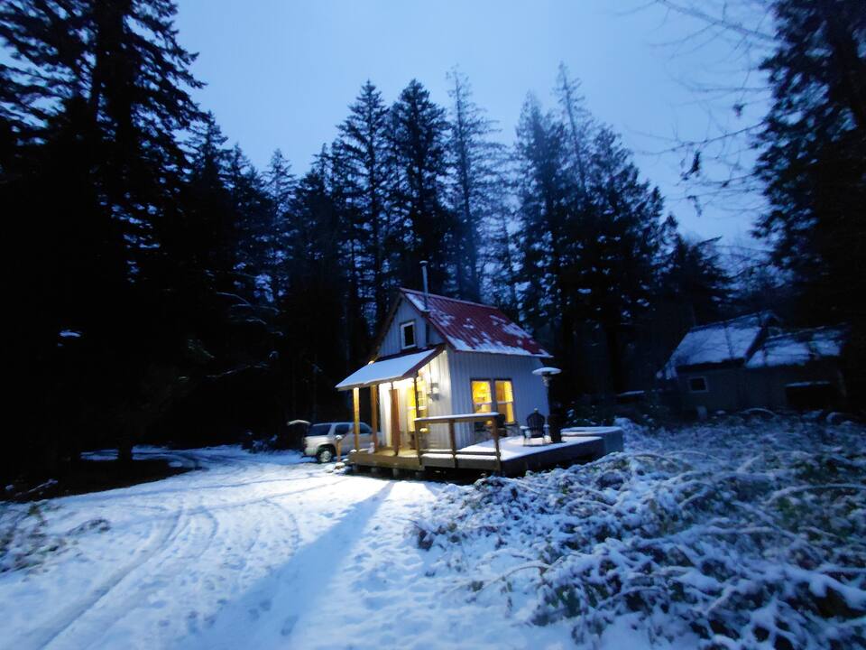 Sky Cabin in Skykomish