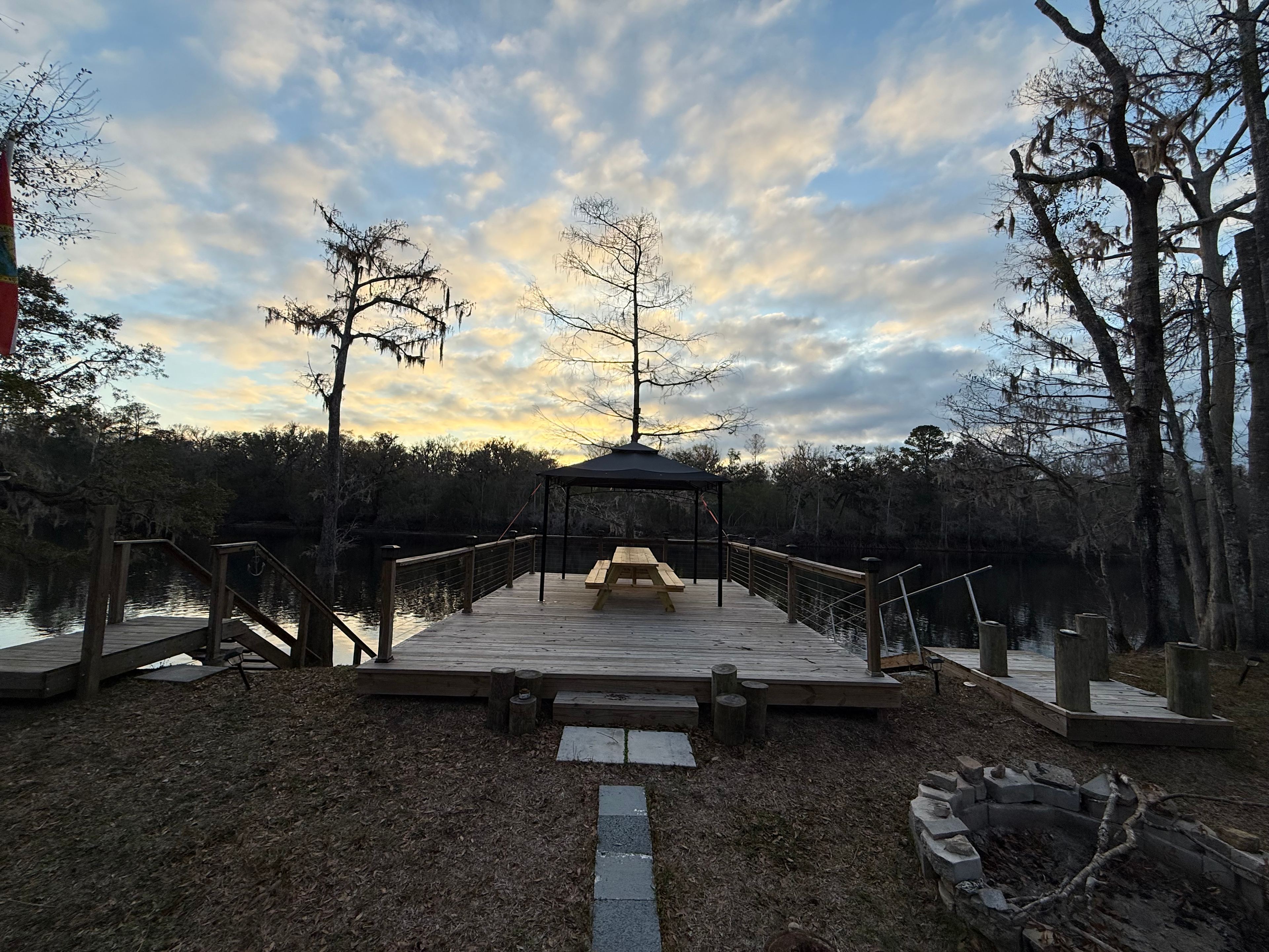 Suwannee Beach Resort