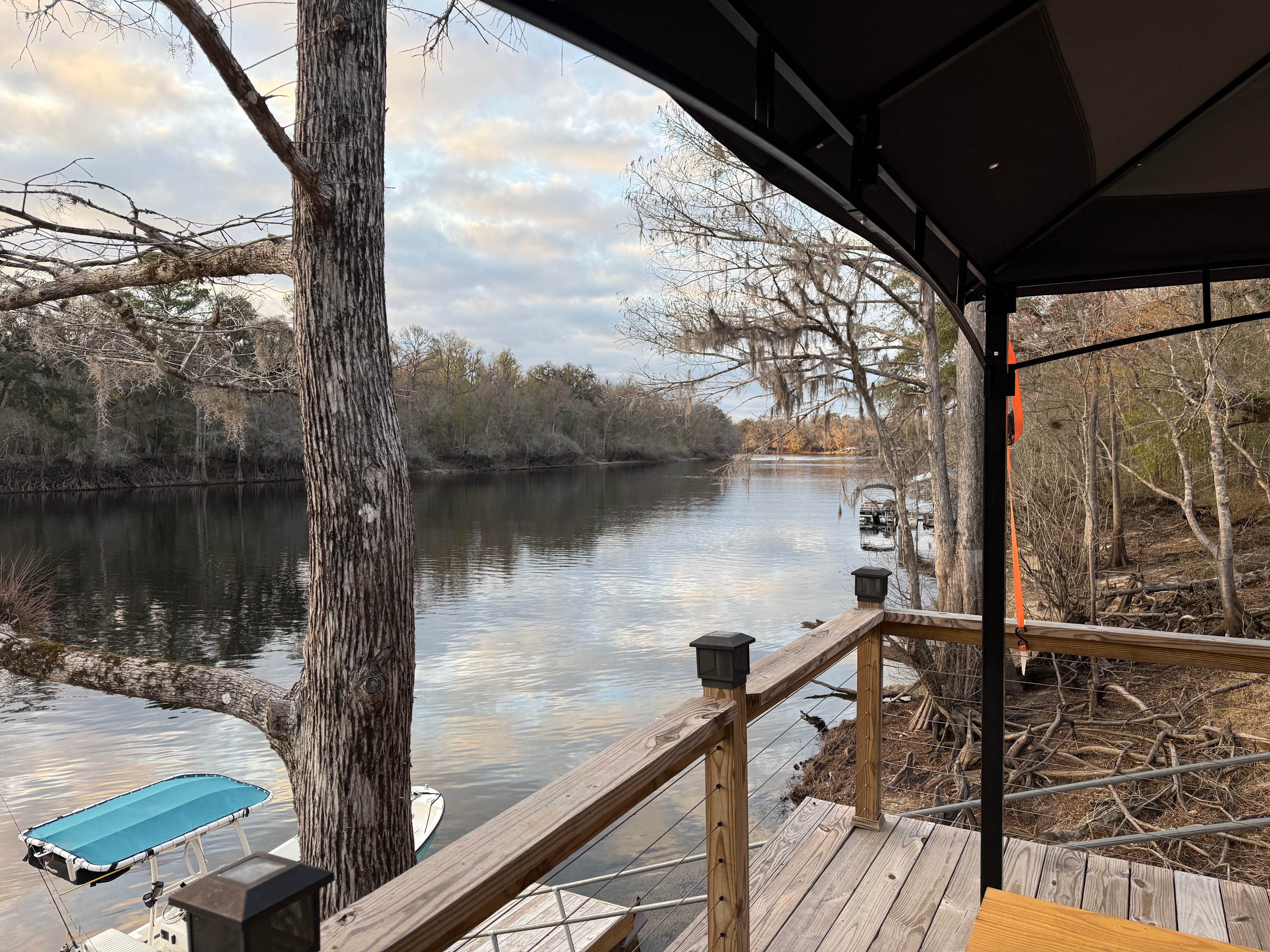 Suwannee Beach Resort