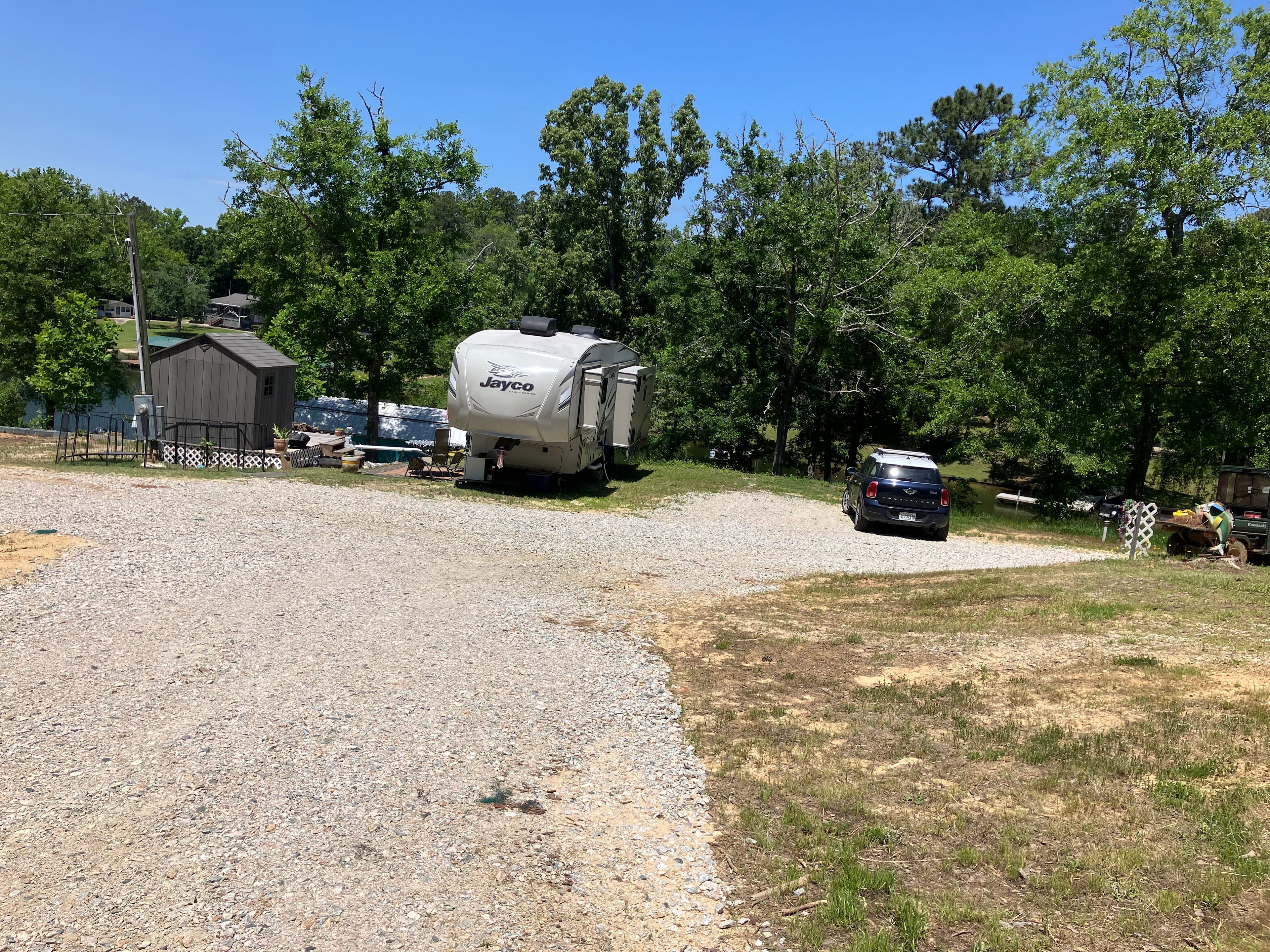 MONTANA AVENUE LAKESIDE CAMPGROUND ....