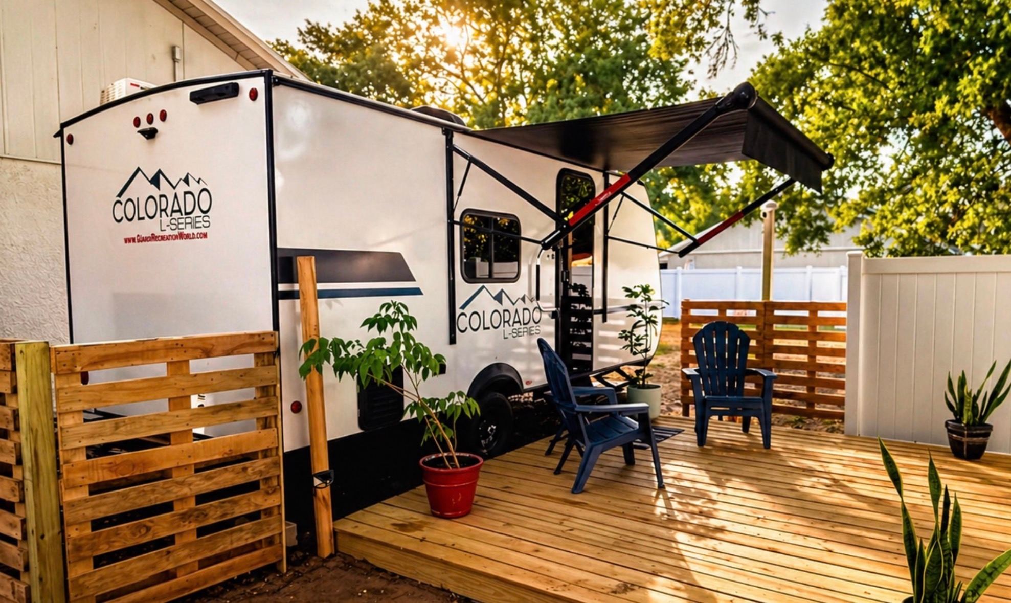 Cozy RV Retreat Near Universal