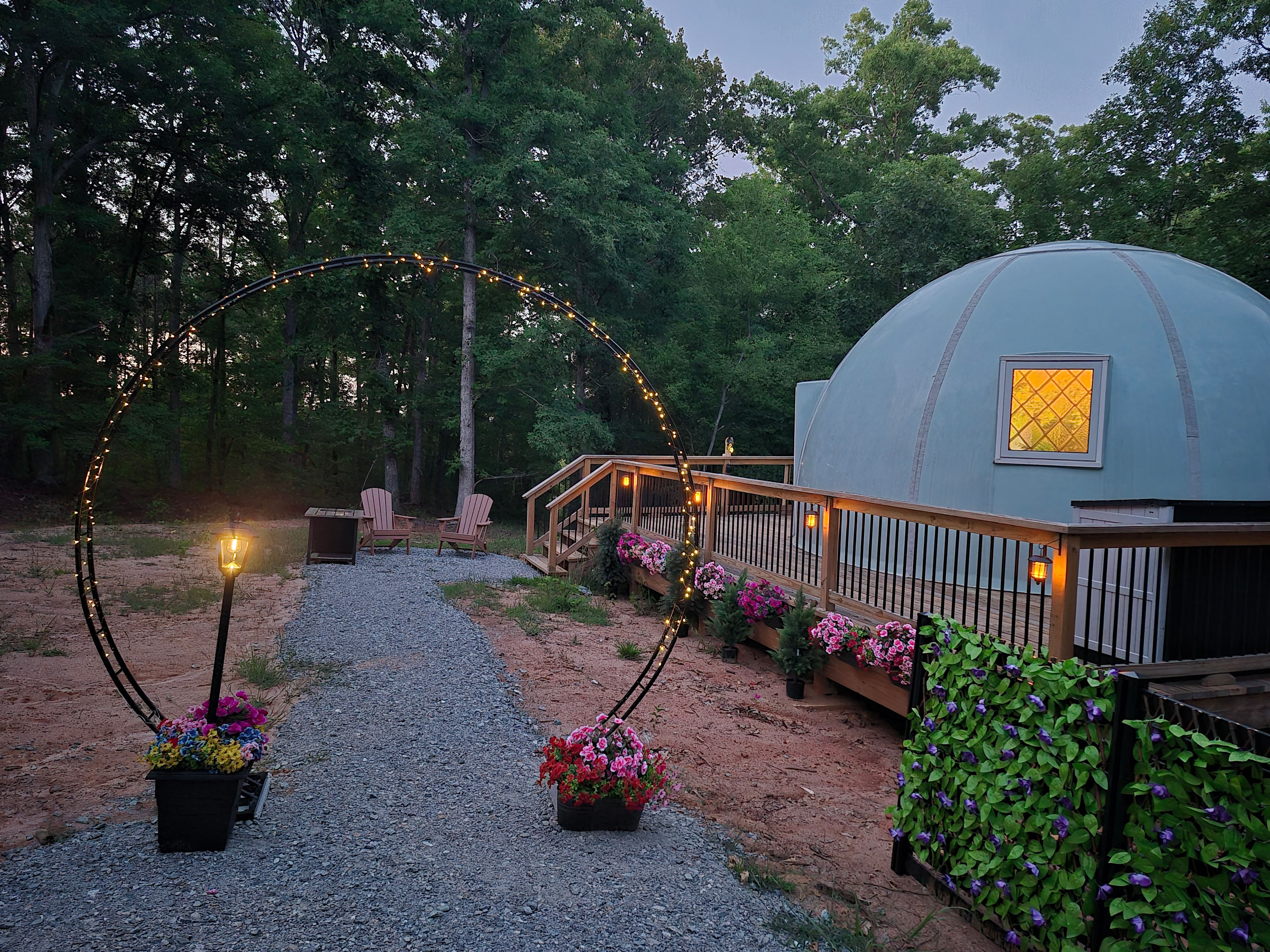 Secluded,Park-like Glamping Retreat