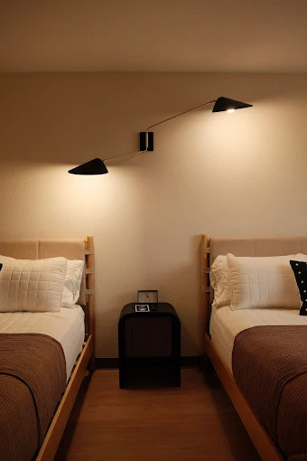 The Motel & Motor Lodge