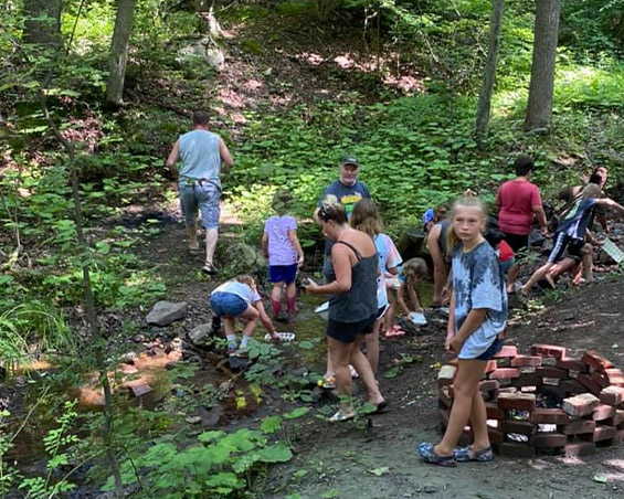 Camp-A-While Campground - Cabin