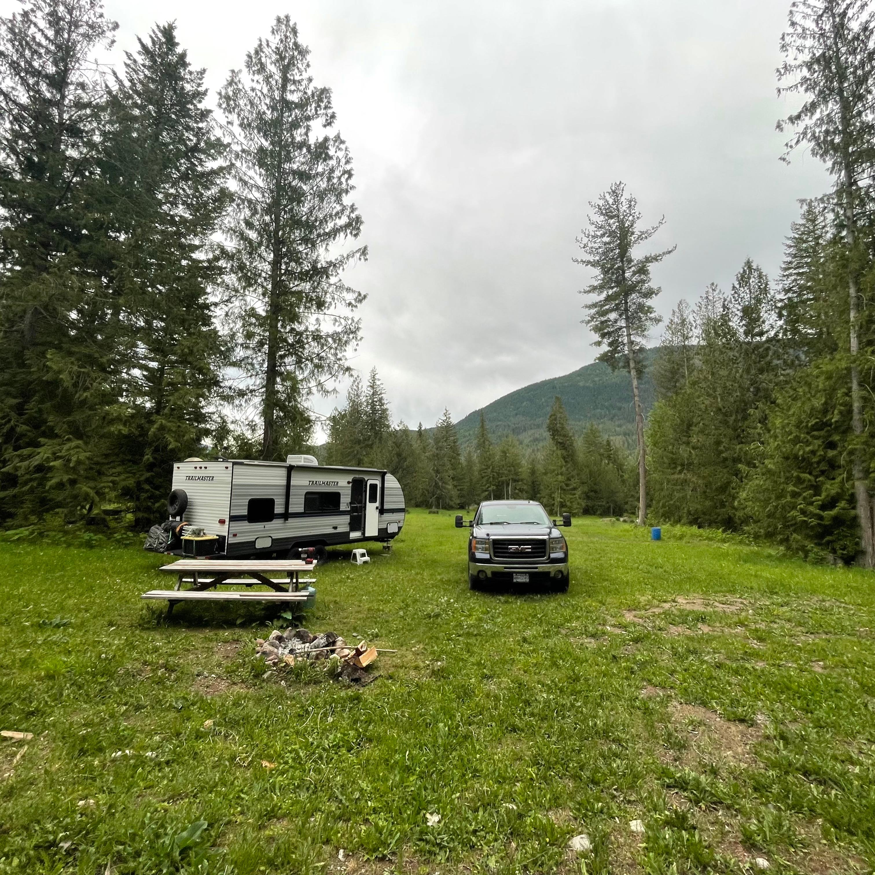 Mountain view RV spot. That’s a 25ft trailer. 