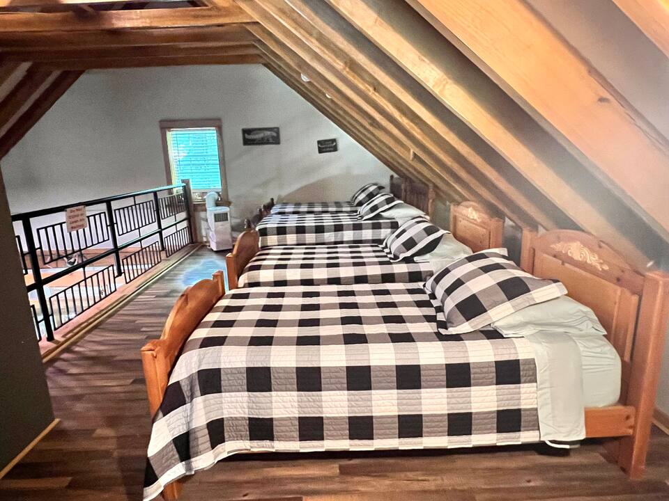 The Eagle’s Nest