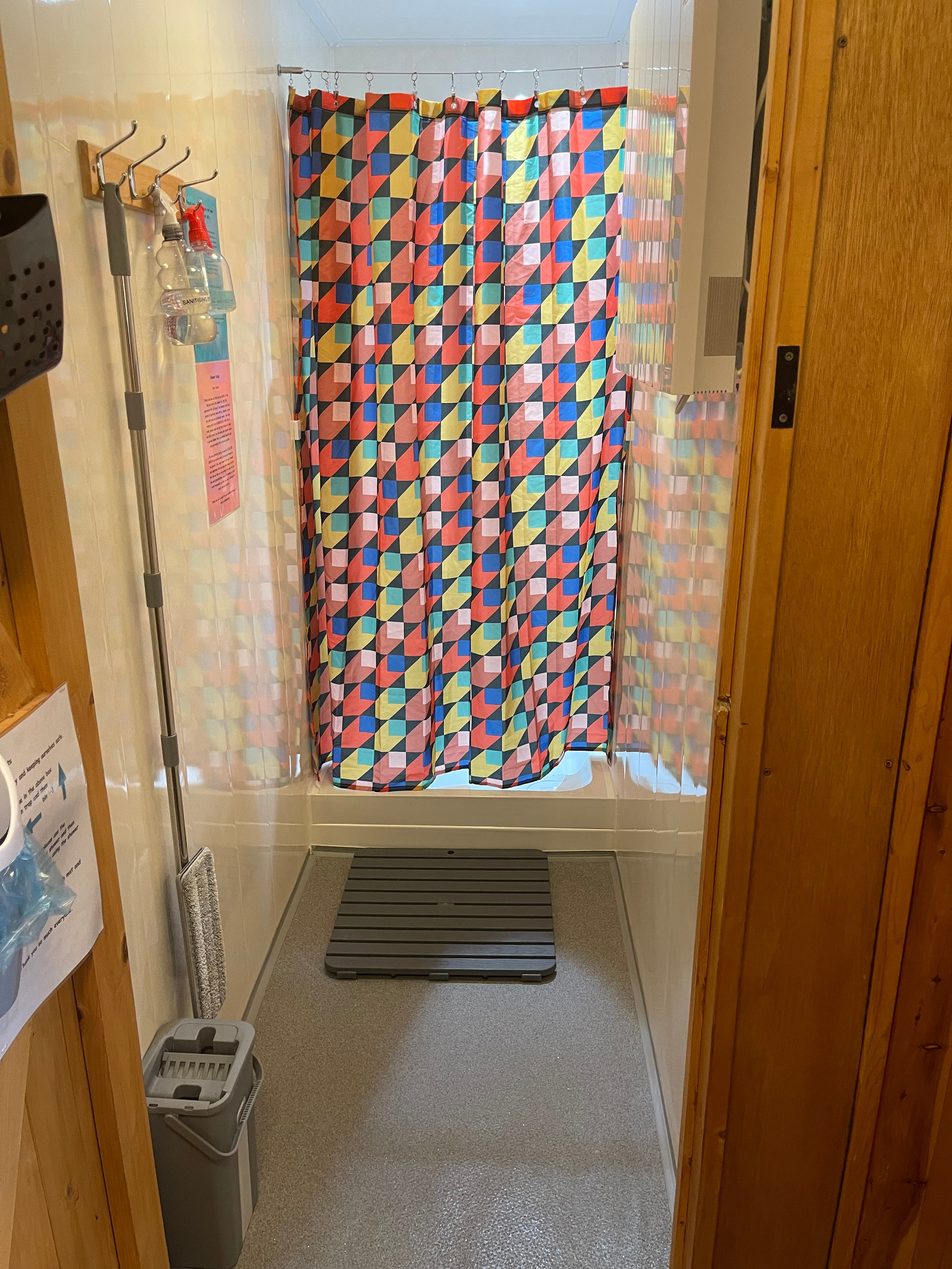 Ynysfaen Camping and Glamping