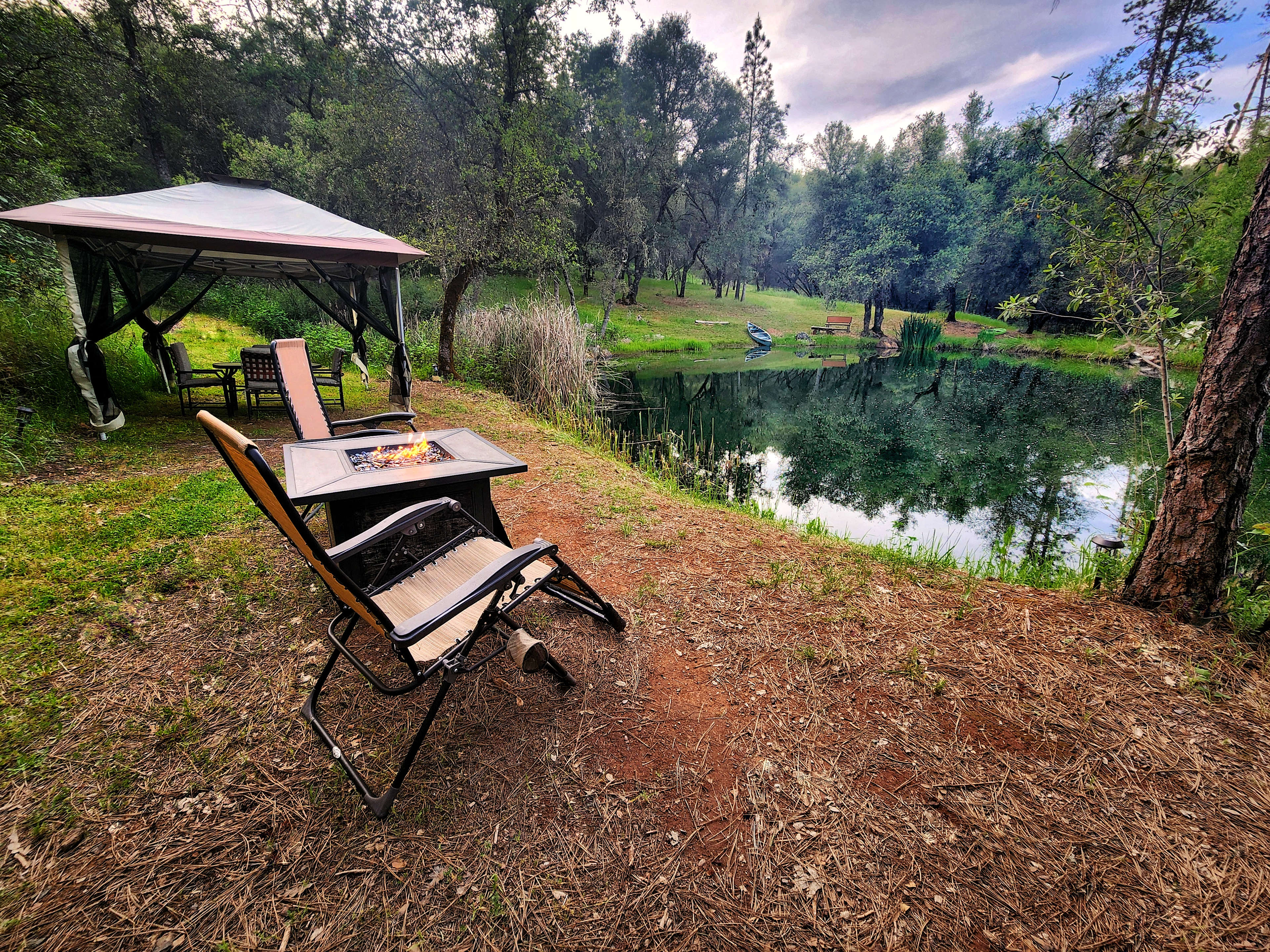 Peaceful Pond Retreat