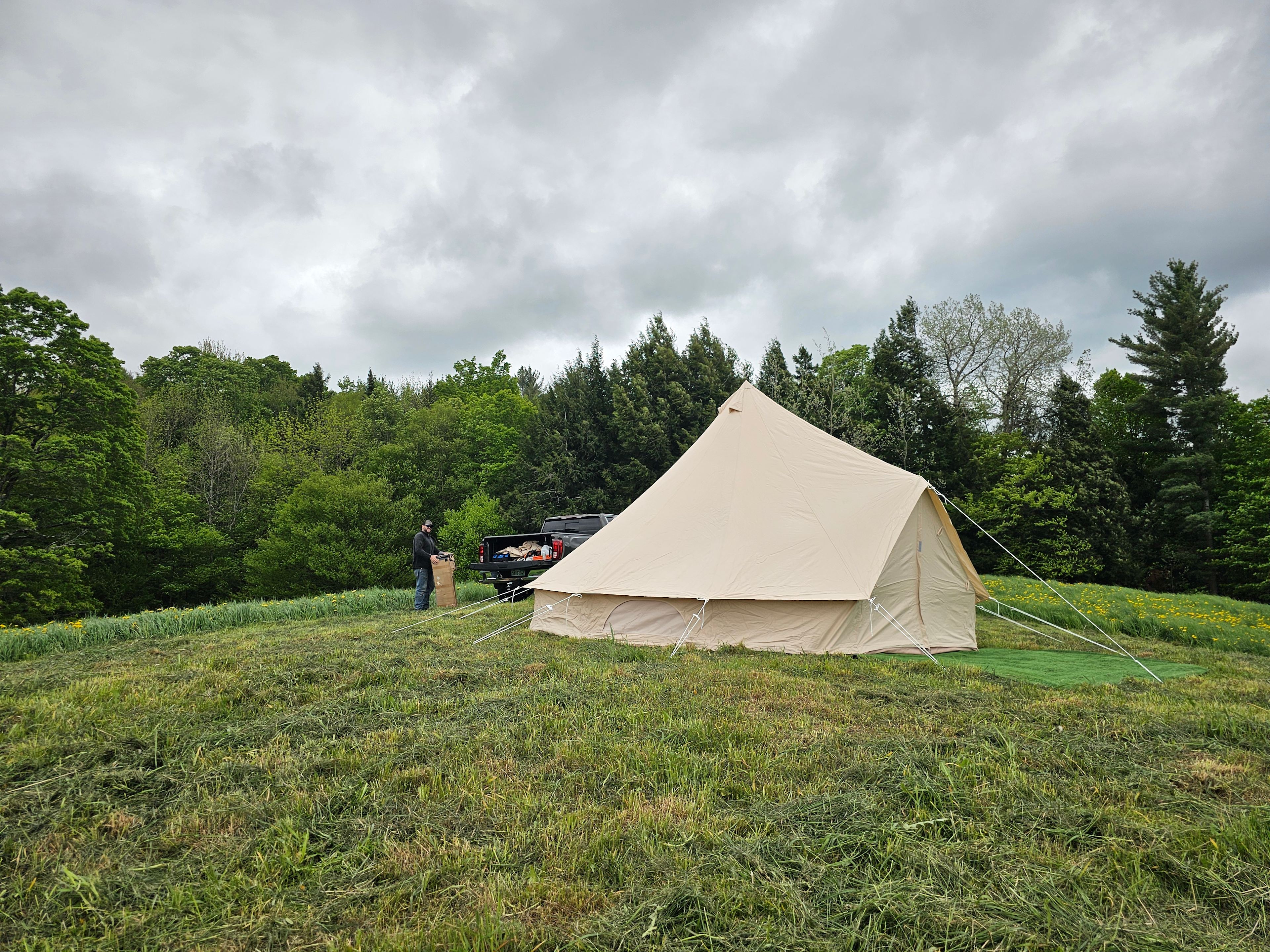 Willoughby Horse Pasture Glamping