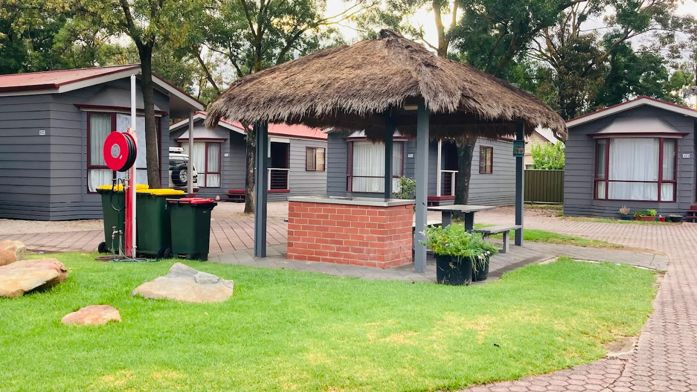 Aspen Holidays Adelaide Caravan Park