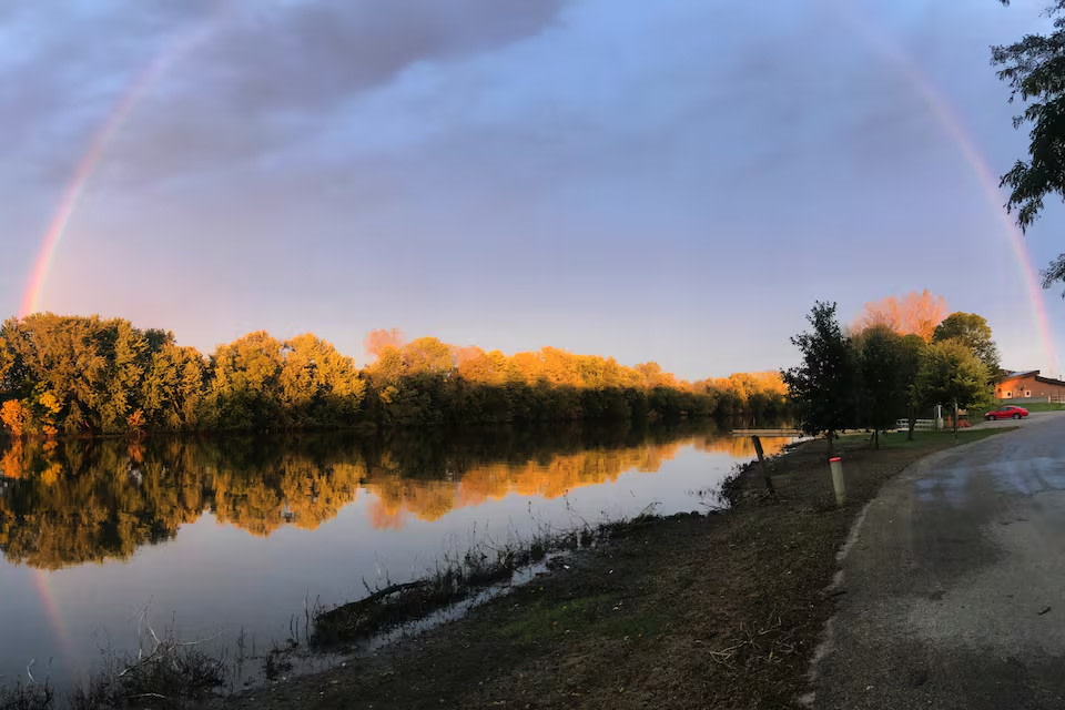 Rock River Retro Retreat