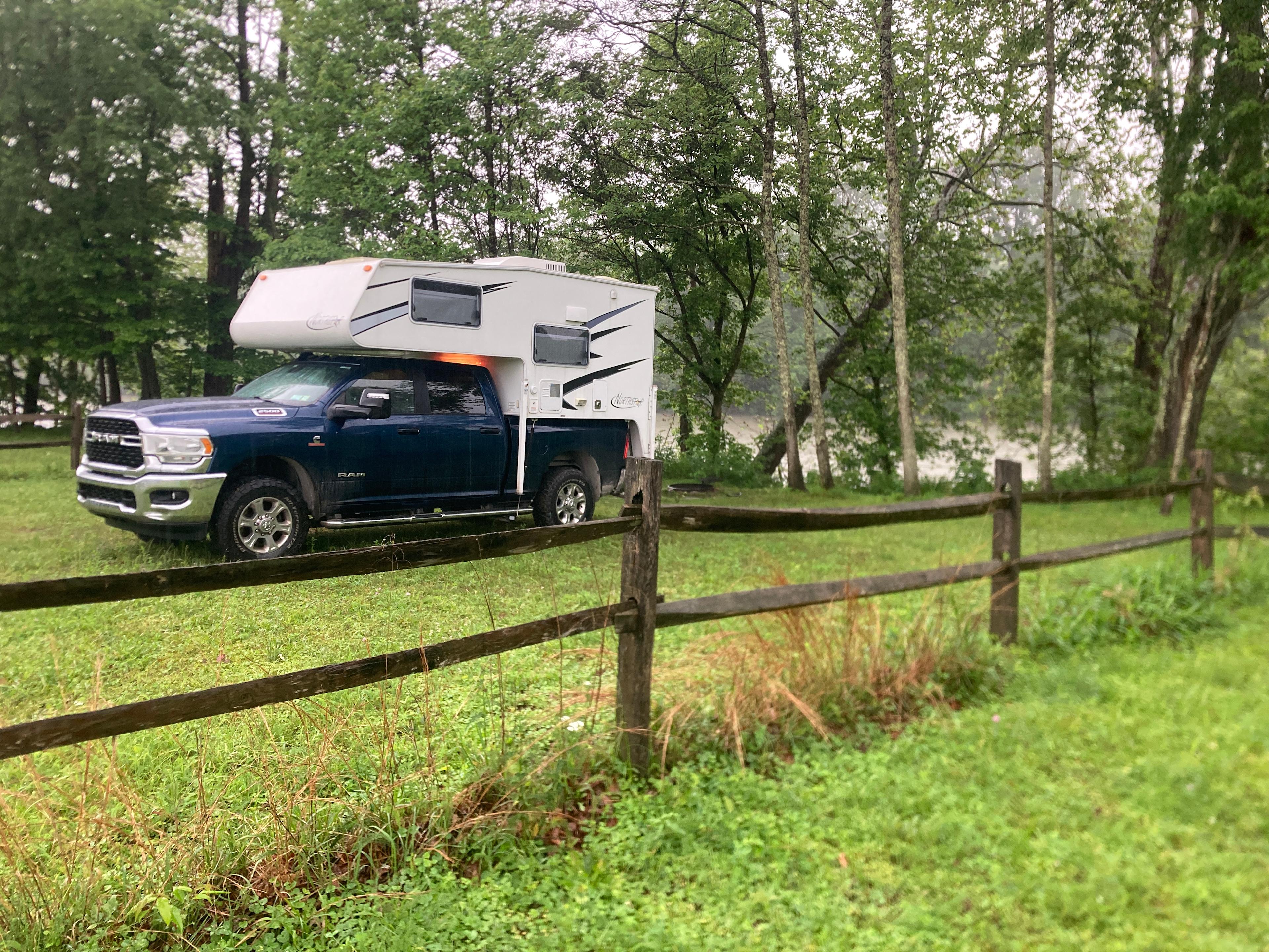 EarthSky Private Camp & Retreat