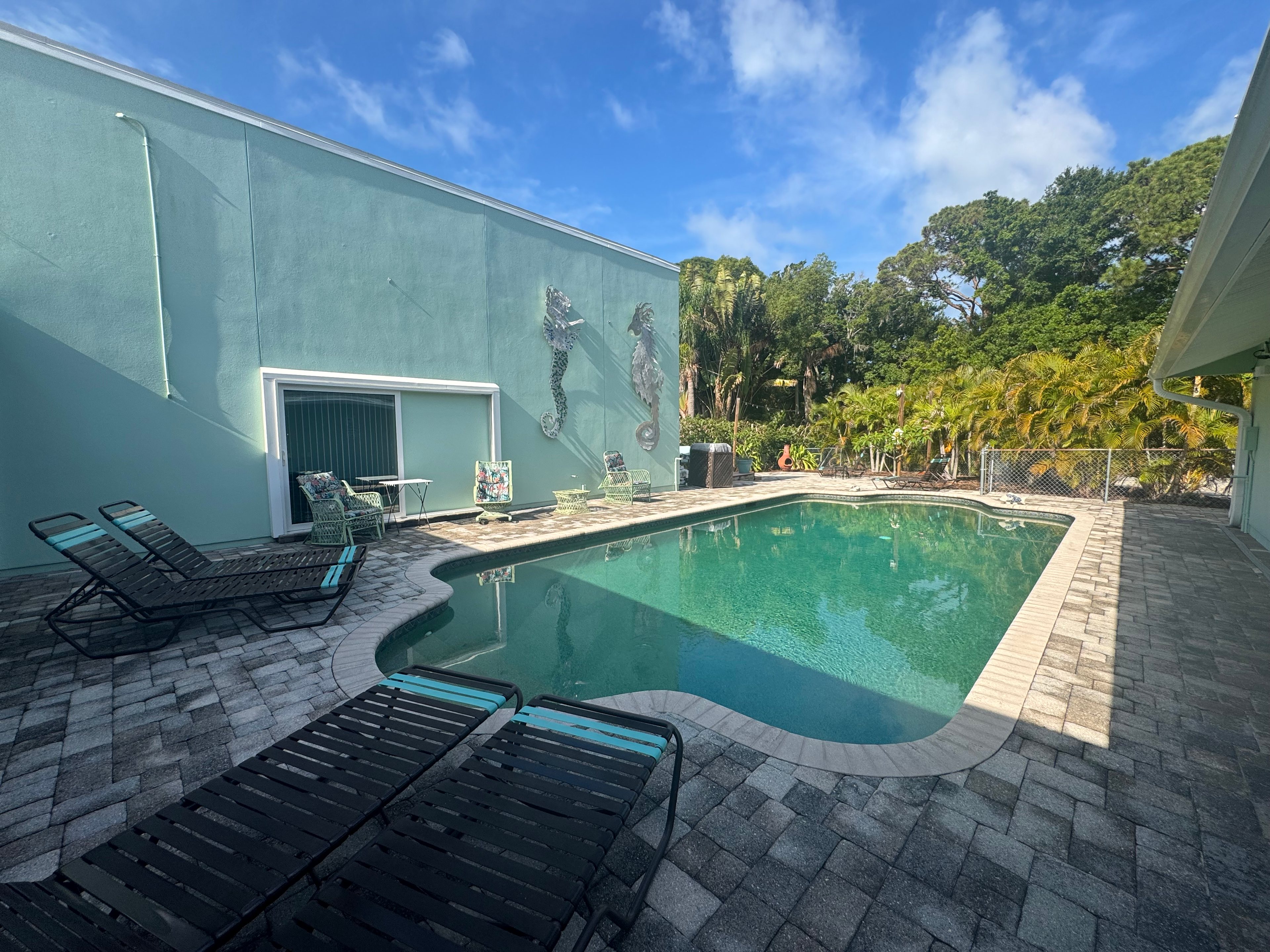 Island Rum Suites