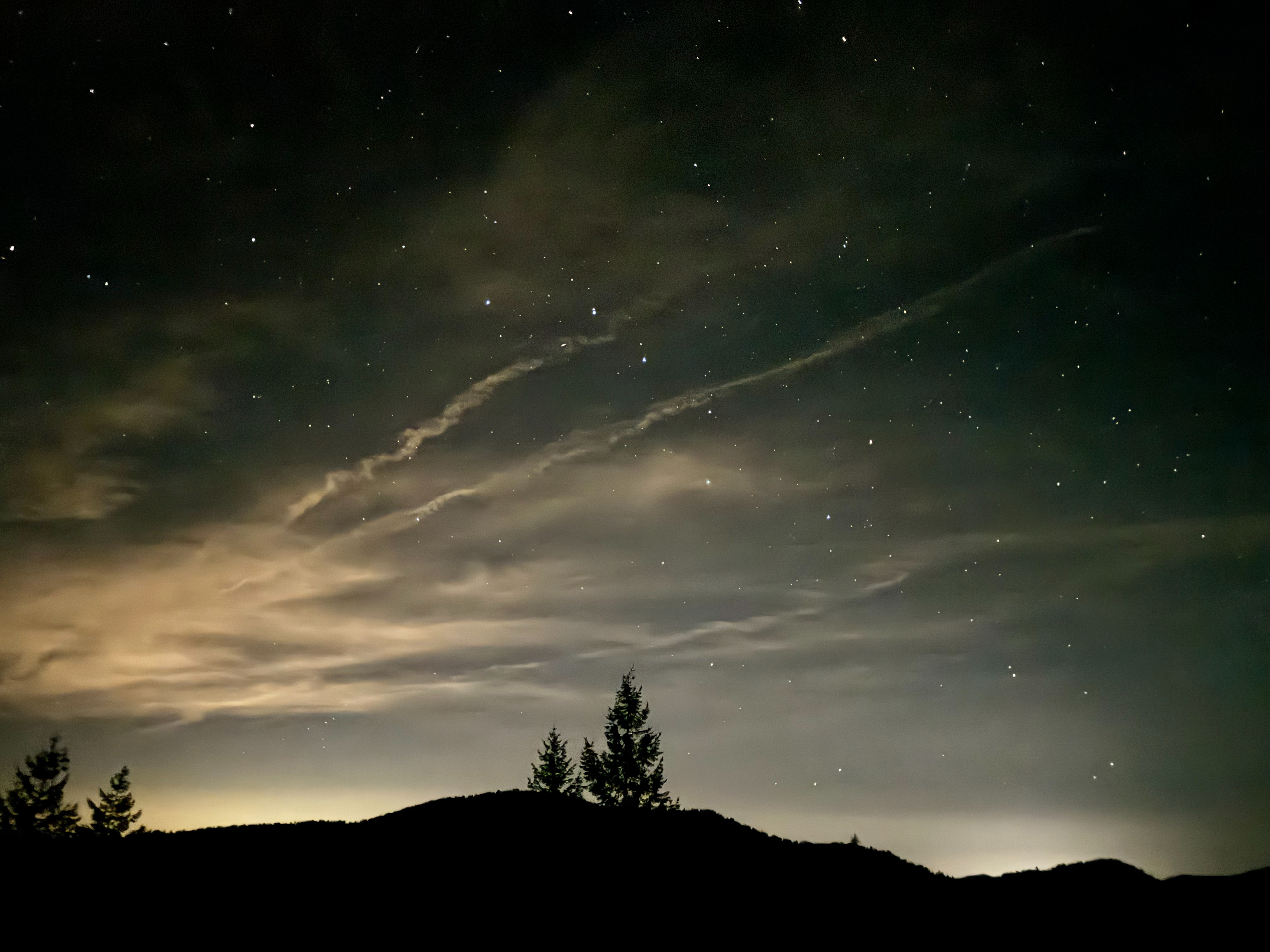 Stunning starlit nights from Black Lake Overlook Retreat.