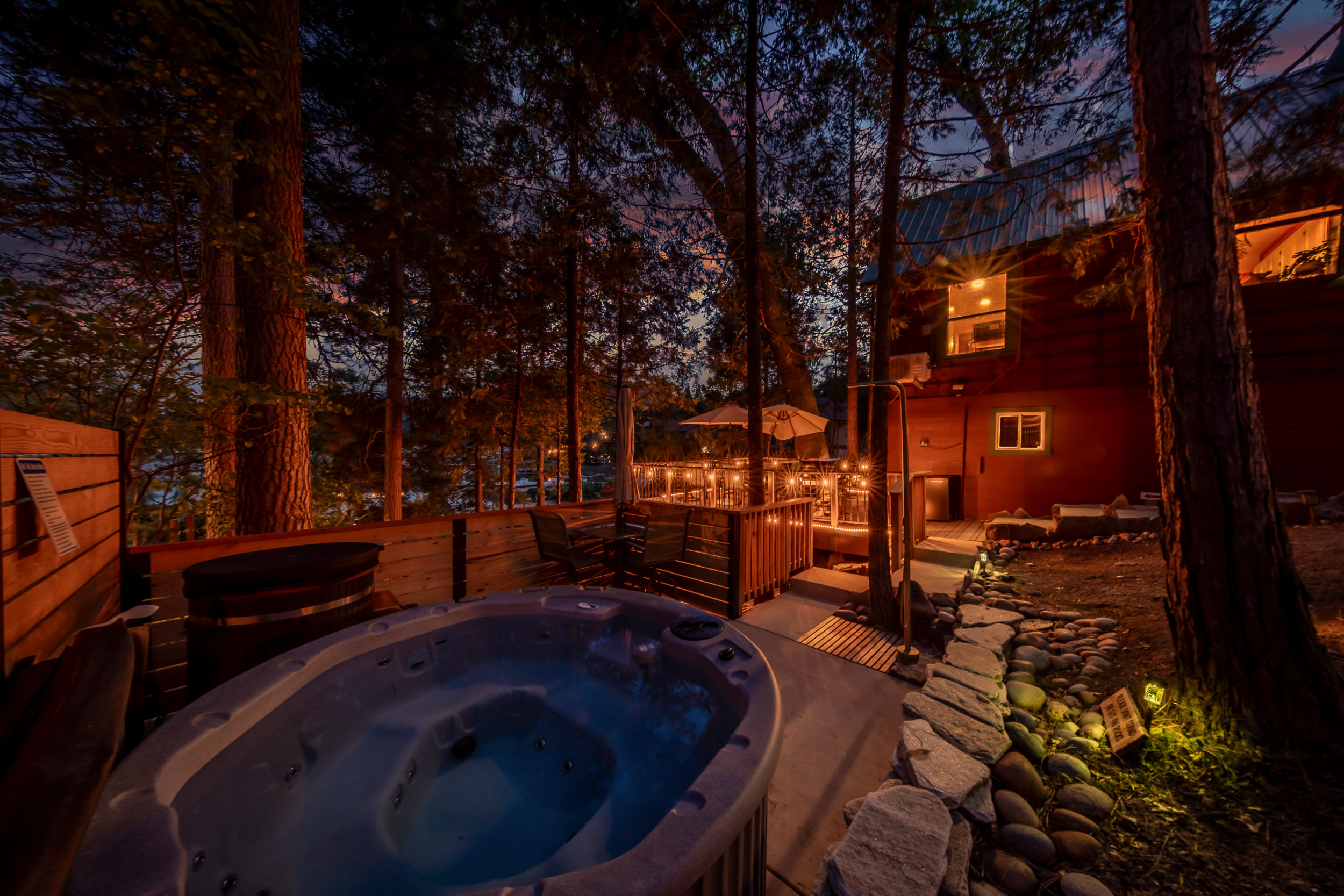 Stargazing Dome with Forest Cottage- Lakefront
