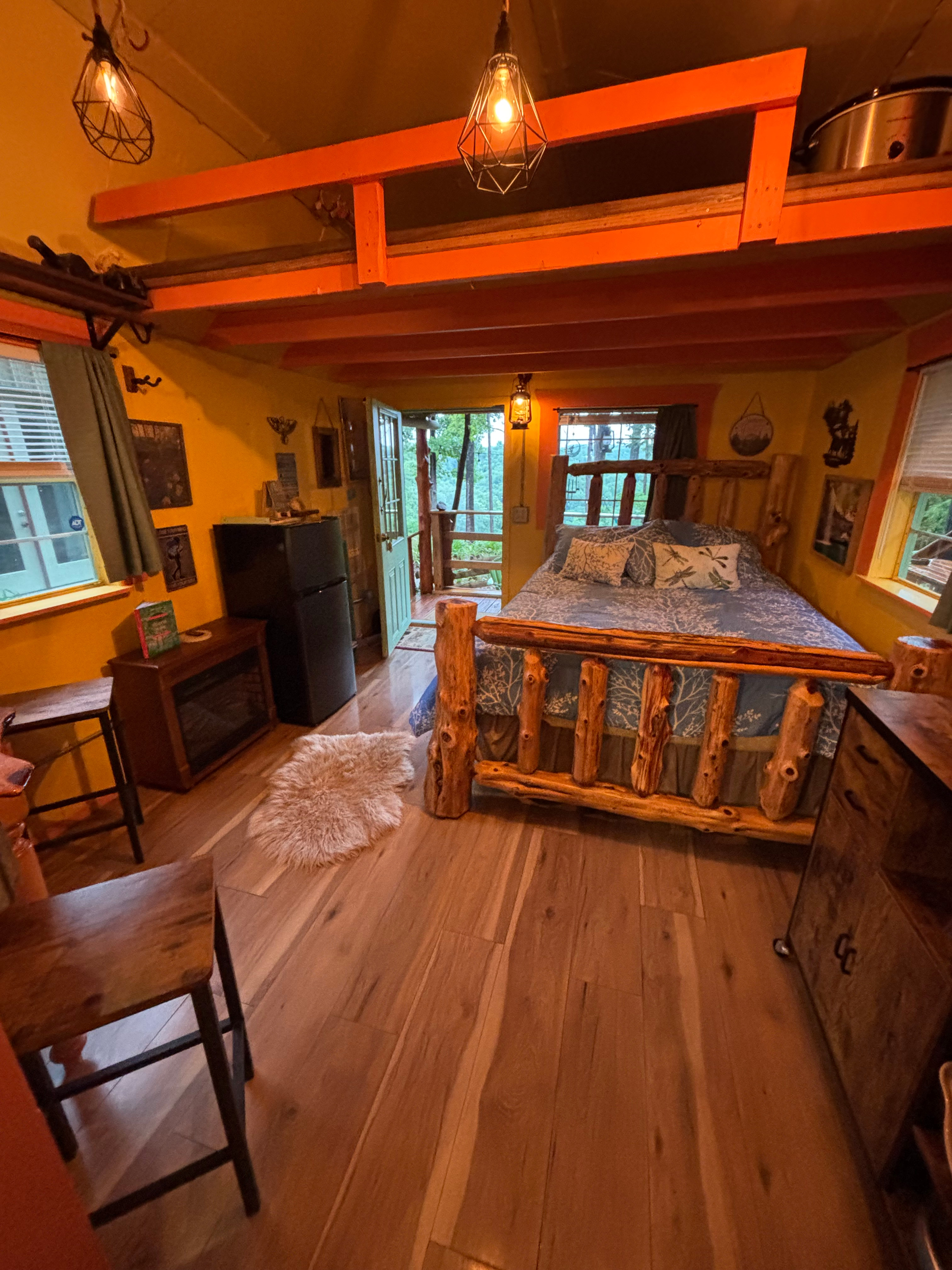 Grateful Mountain Retreat