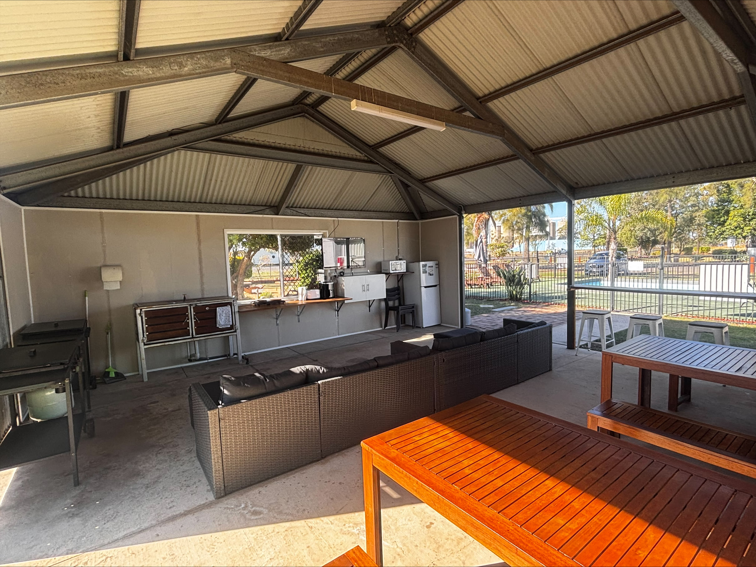 Pioneer Caravan Park