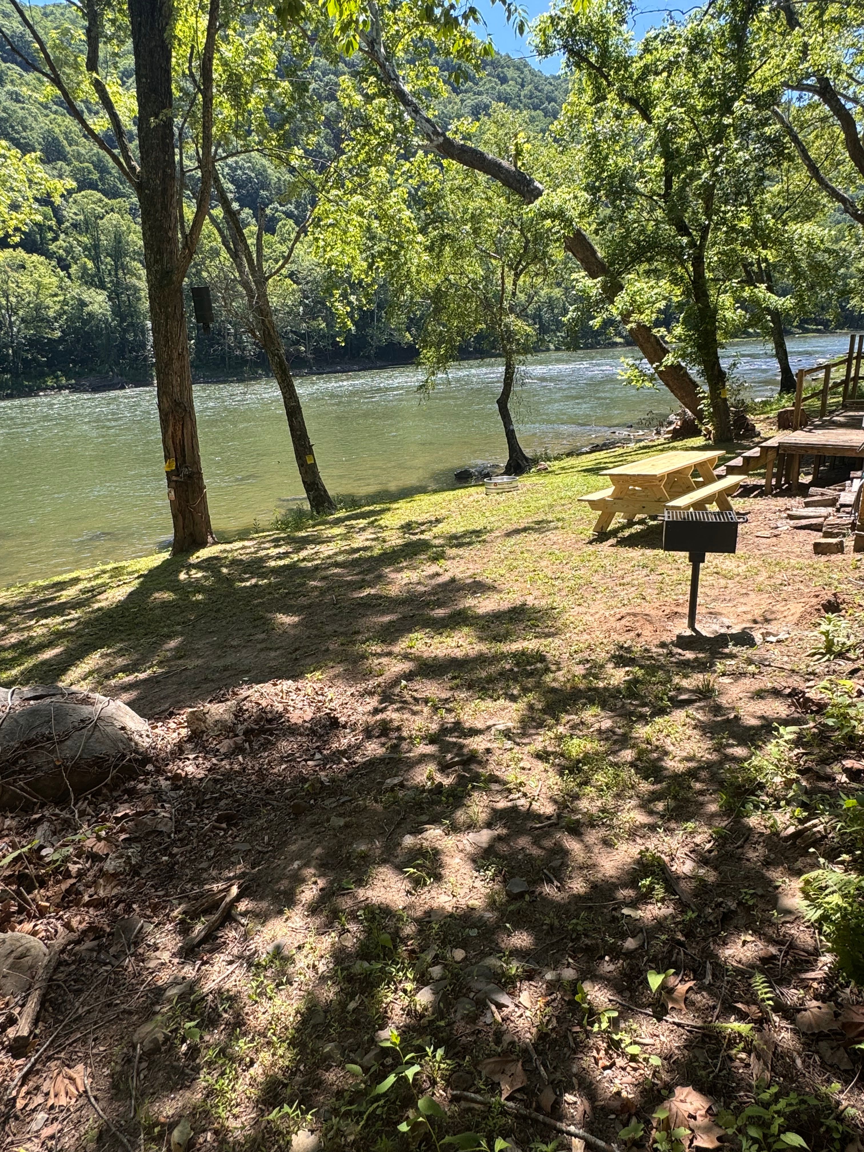 Thurmond Riverfront Oasis!