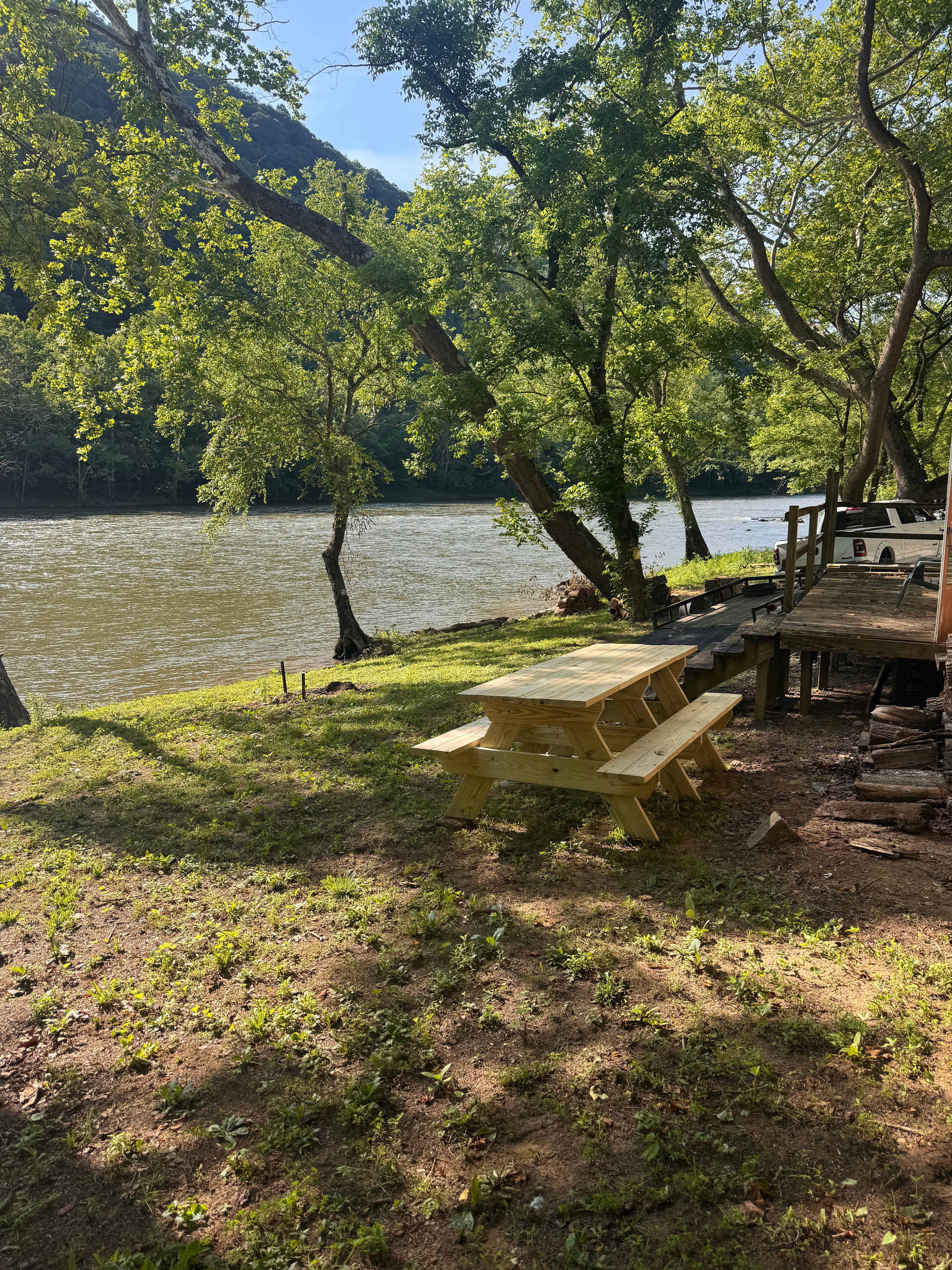 Thurmond Riverfront Oasis!