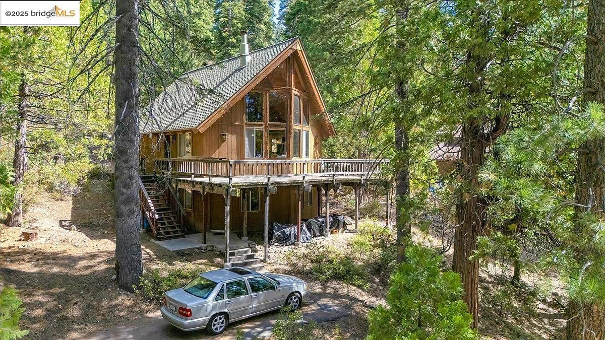 The Pine Canopy Cabin | Cozy Glamping near Pinecrest Lake